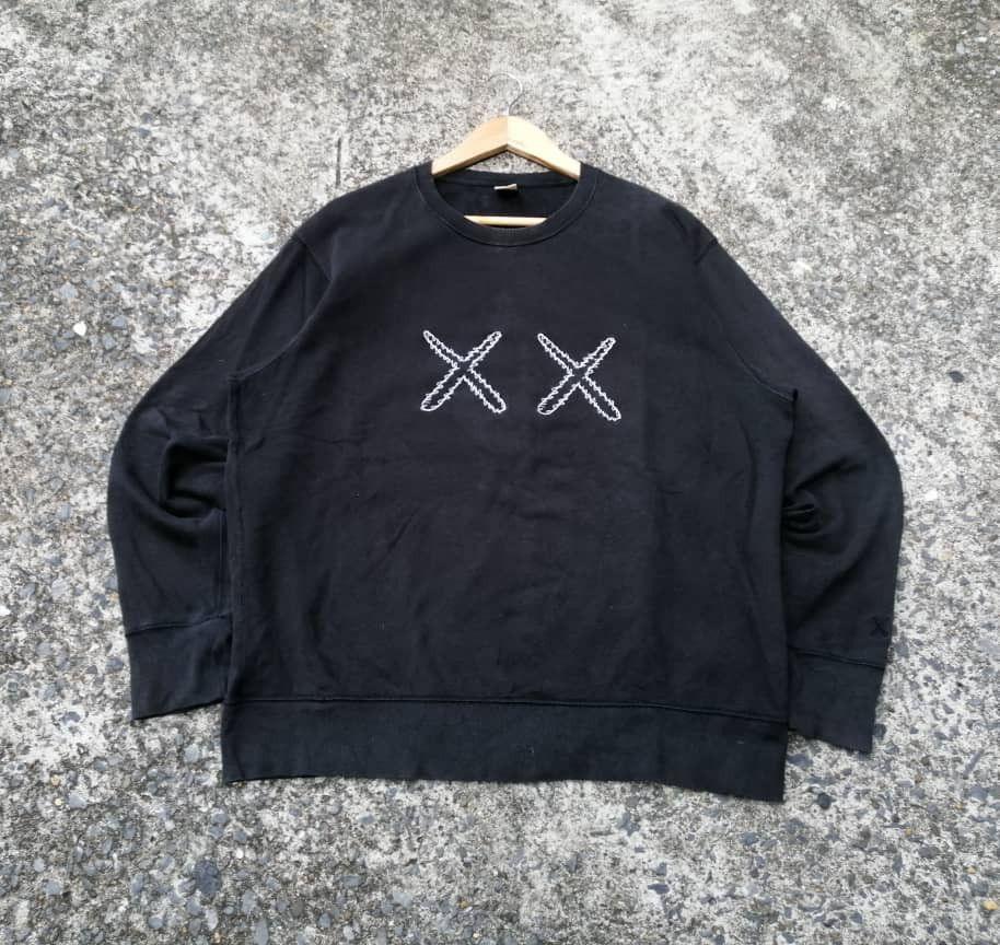 Kaws × Uniqlo Uniqlo Kaws Sesame Street Sweatshirt Size US M / EU 48-50 / 2 - 2 Thumbnail