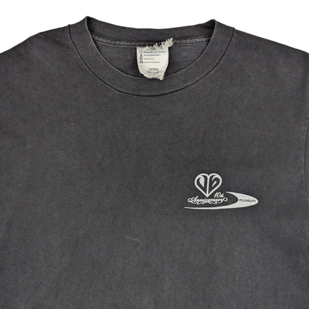 Japanese Brand Vintage 90's MUSEUM 10'th Anniversary T-Shirt Size US S / EU 44-46 / 1 - 4 Thumbnail