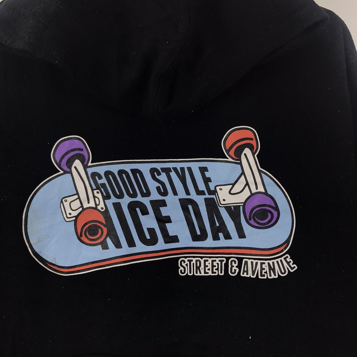 Vintage GIOD STYLE NICE DAY Street Avenue Black Hoodie Size US L / EU 52-54 / 3 - 3 Thumbnail