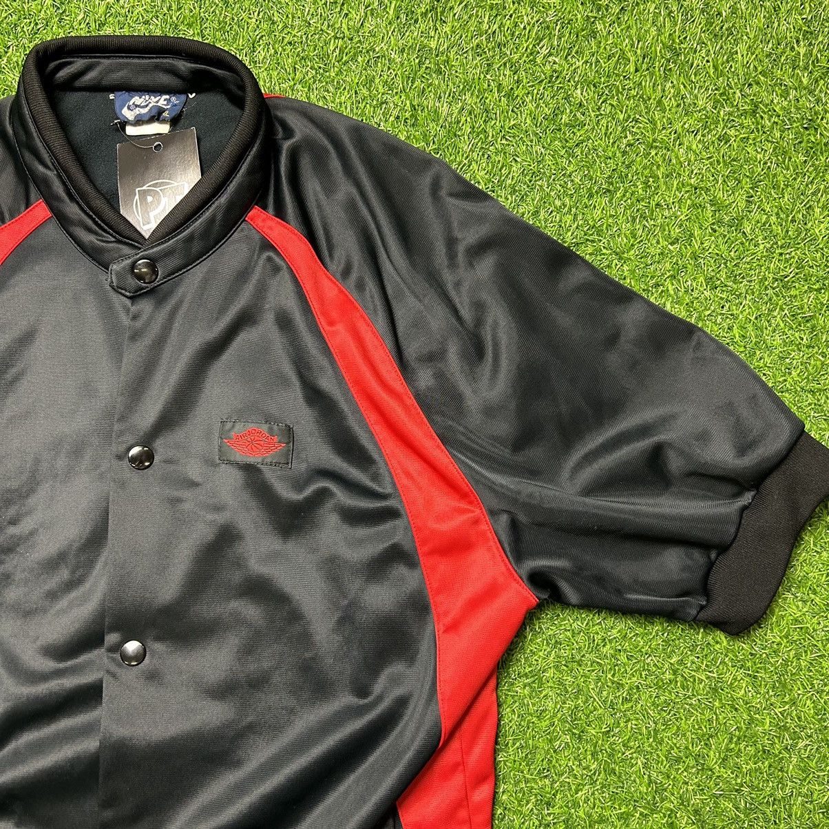 Jordan Brand × Nike 1985 Nike Air Jordan 1 Wing Track Jacket Size US XL / EU 56 / 4 - 2 Thumbnail