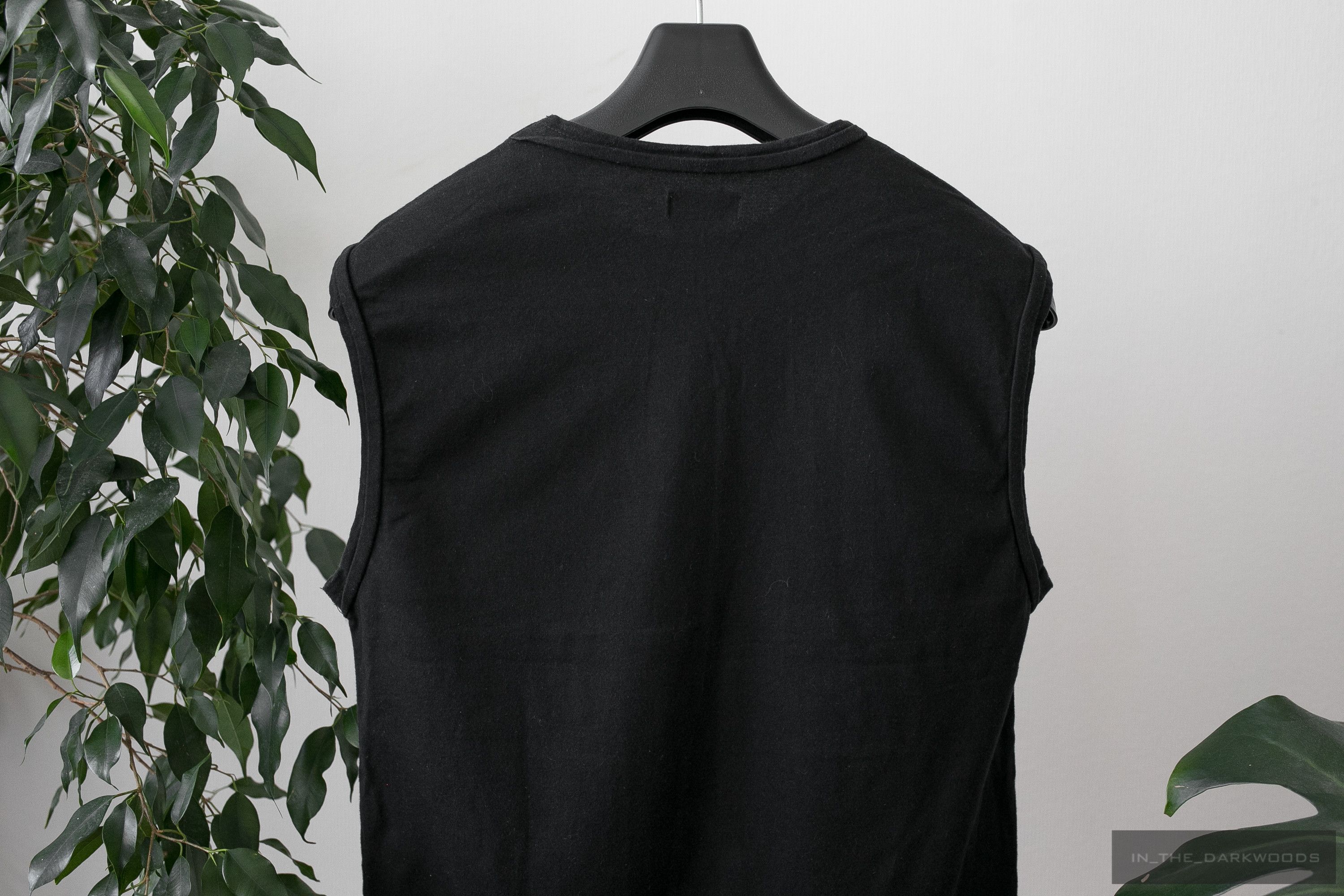 Comme des Garcons Homme Plus 2006SS printed tank top Size US S / EU 44-46 / 1 - 5 Thumbnail