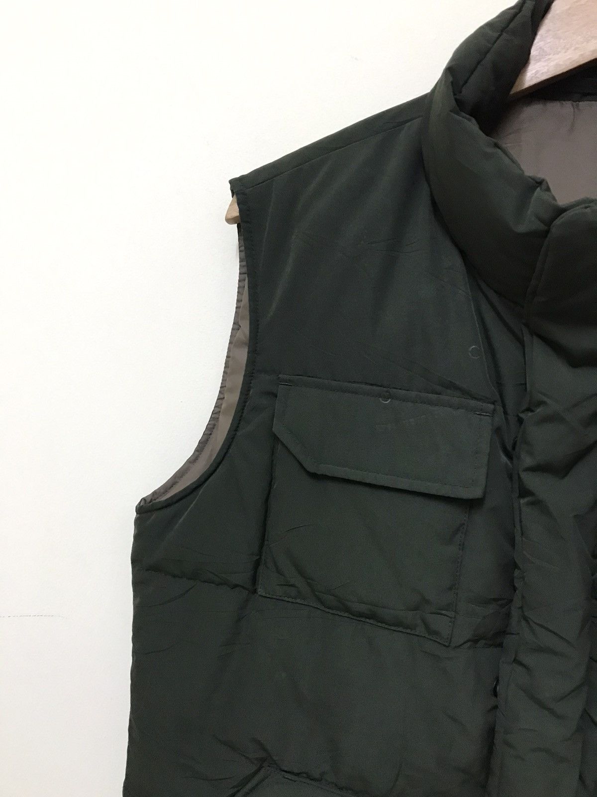 Japanese Brand × Uniqlo Japanese Brand Uniqlo Sleeveless Puffer Jacket Size US M / EU 48-50 / 2 - 8 Thumbnail