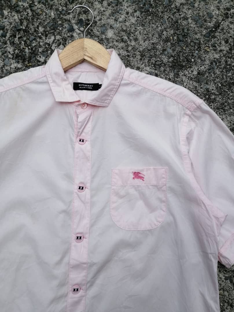 Burberry Burberry Black Label Shortsleeve Button Shirt Size M / US 6-8 / IT 42-44 - 2 Thumbnail