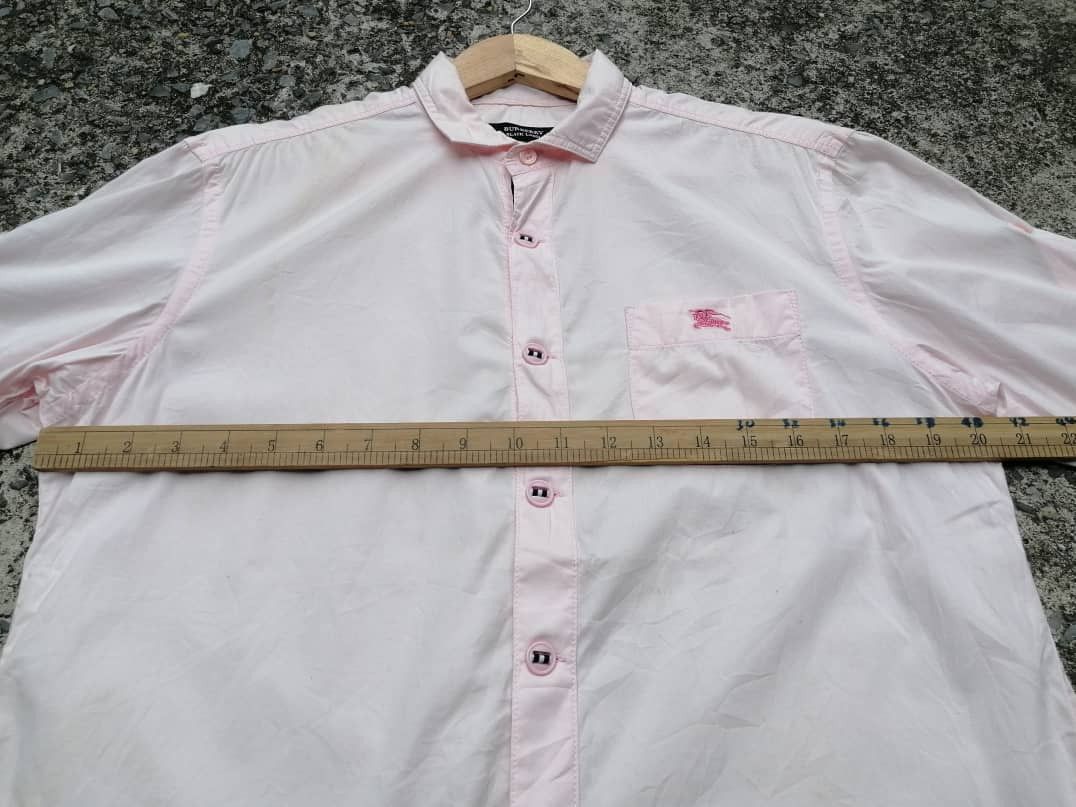 Burberry Burberry Black Label Shortsleeve Button Shirt Size M / US 6-8 / IT 42-44 - 4 Thumbnail