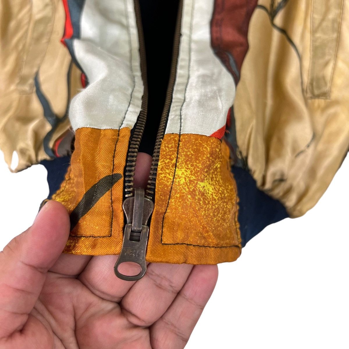 Japanese Brand 🔥 VINTAGE SILK BOMBER JACKET Size US M / EU 48-50 / 2 - 9 Thumbnail
