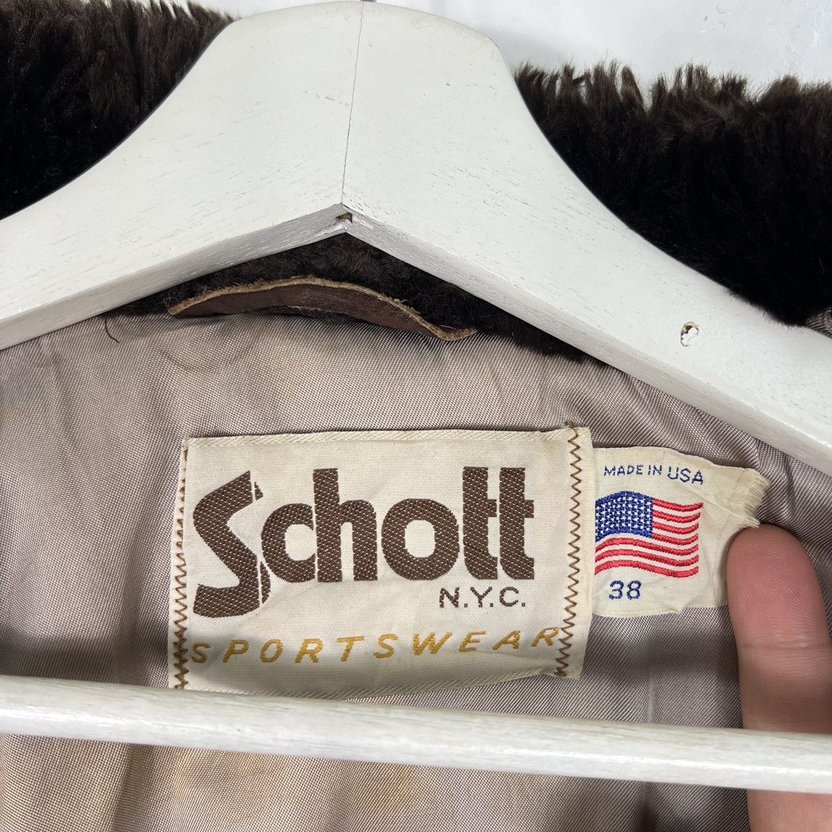 Schott 🔥 VINTAGE SCHOTT SHEARLING TRIM LEATHER BOMBER JACKET Size US M / EU 48-50 / 2 - 10 Thumbnail