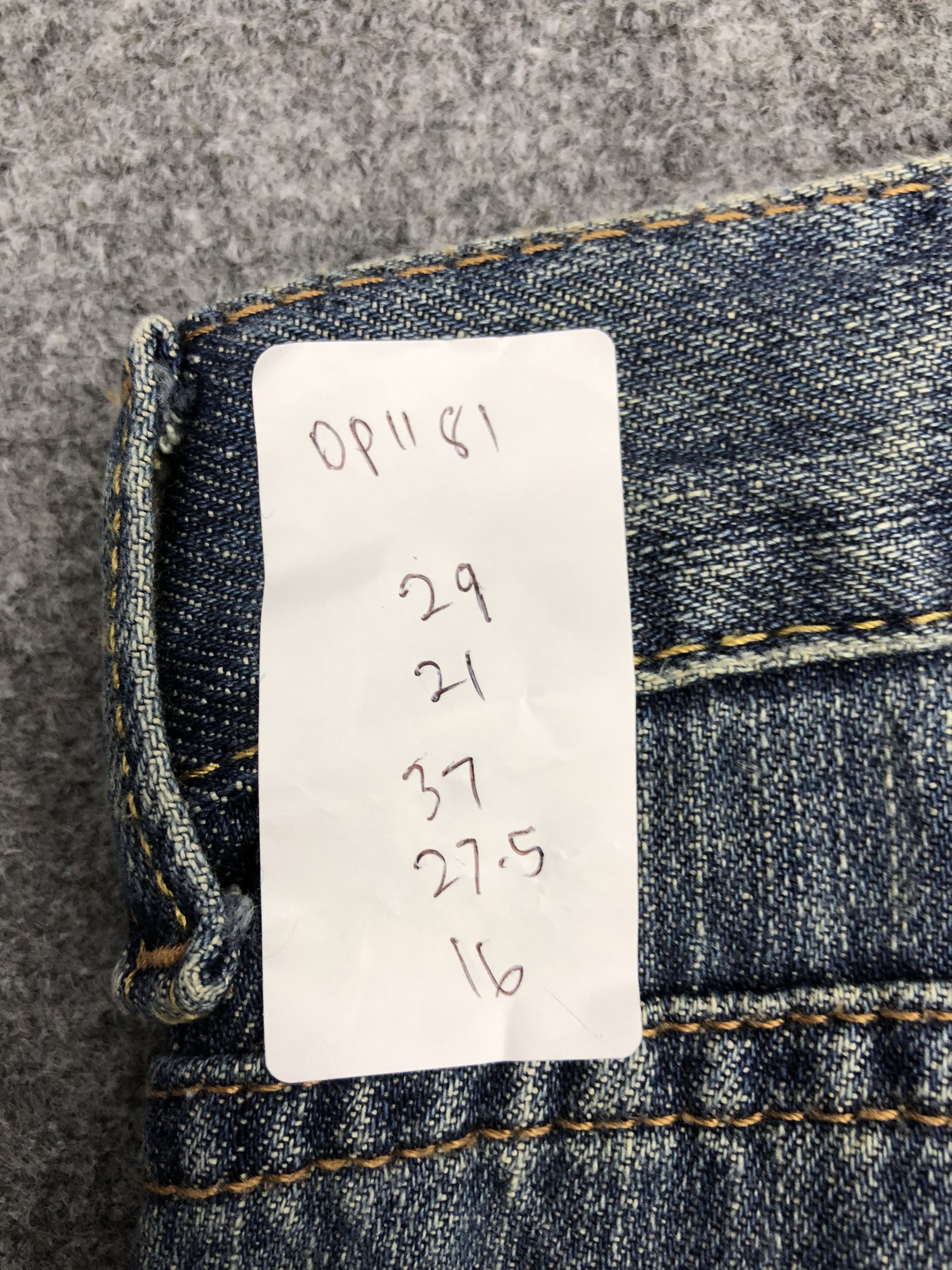 Levi's Vintage Levis 550 Faded Blue Jeans DP1181 Size US 29 - 11 Thumbnail
