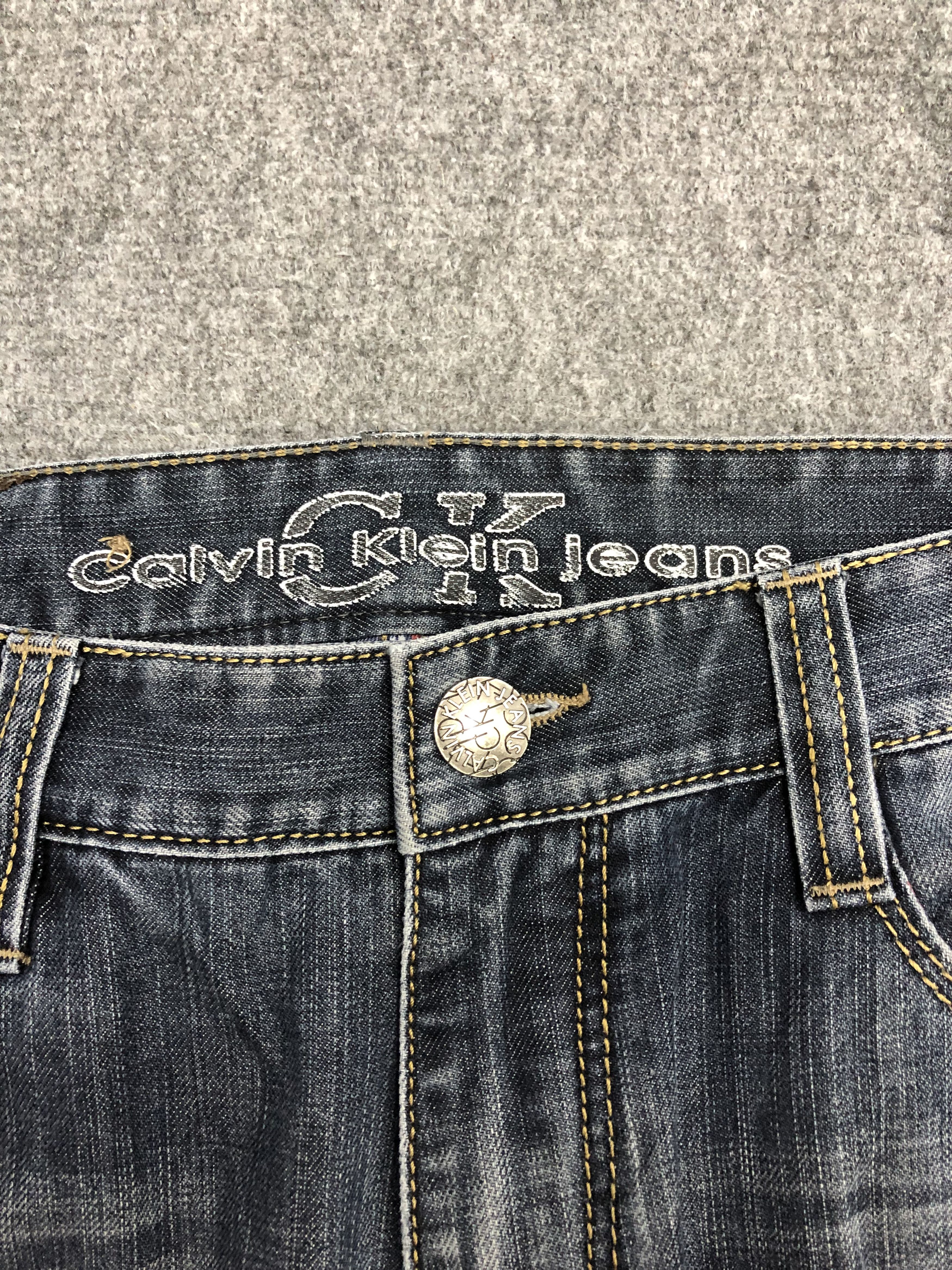 Calvin Klein × Vintage Vintage Calvin Klein Faded Black Jeans Size US 32 / EU 48 - 8 Thumbnail