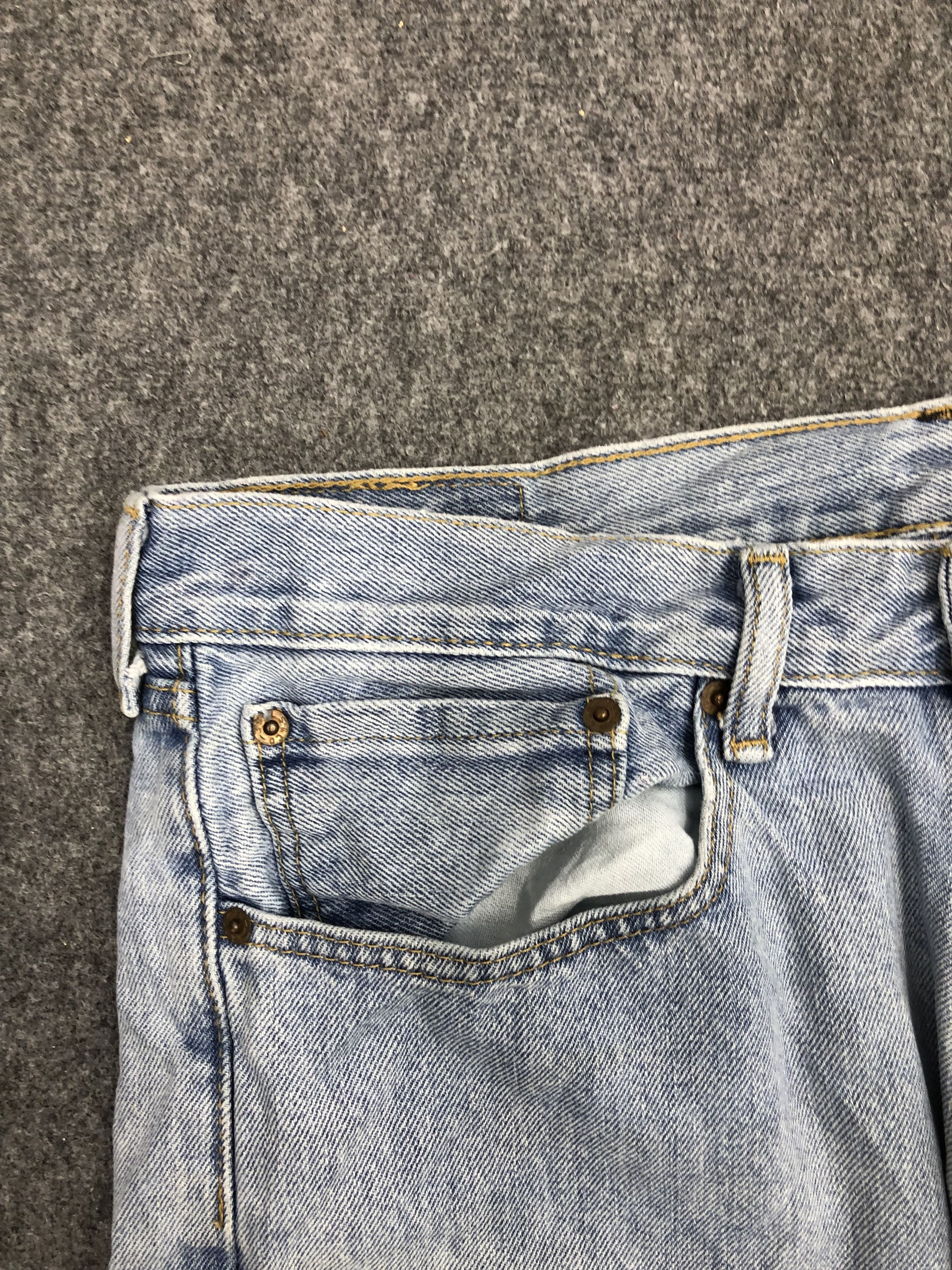 Levi's Vintage Levis 505 Light Wash Jeans DP1183 Size US 36 / EU 52 - 8 Thumbnail