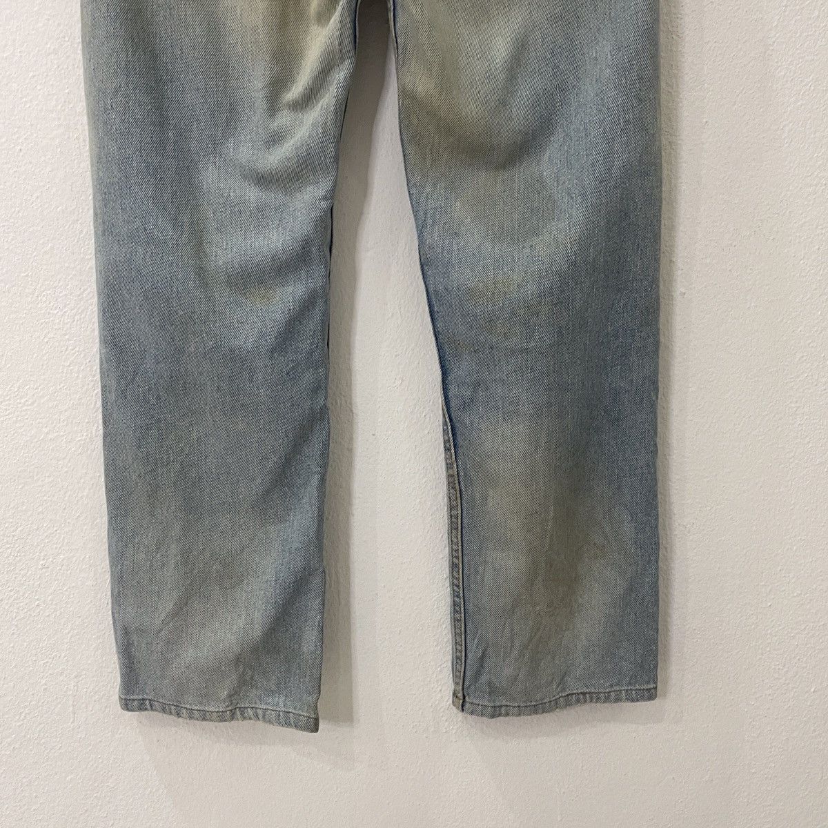 Levi's Vintage Clothing Vintage 90s Levis 505 Distressed Denim Jeans Size US 32 / EU 48 - 11 Thumbnail