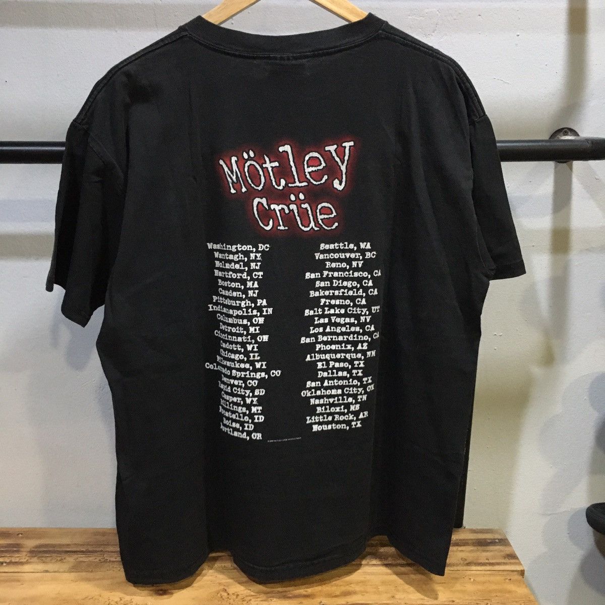 All Sport × Band Tees VINTAGE 99’s‼️Motley Crue Band By All Sport International Size US L / EU 52-54 / 3 - 2 Thumbnail