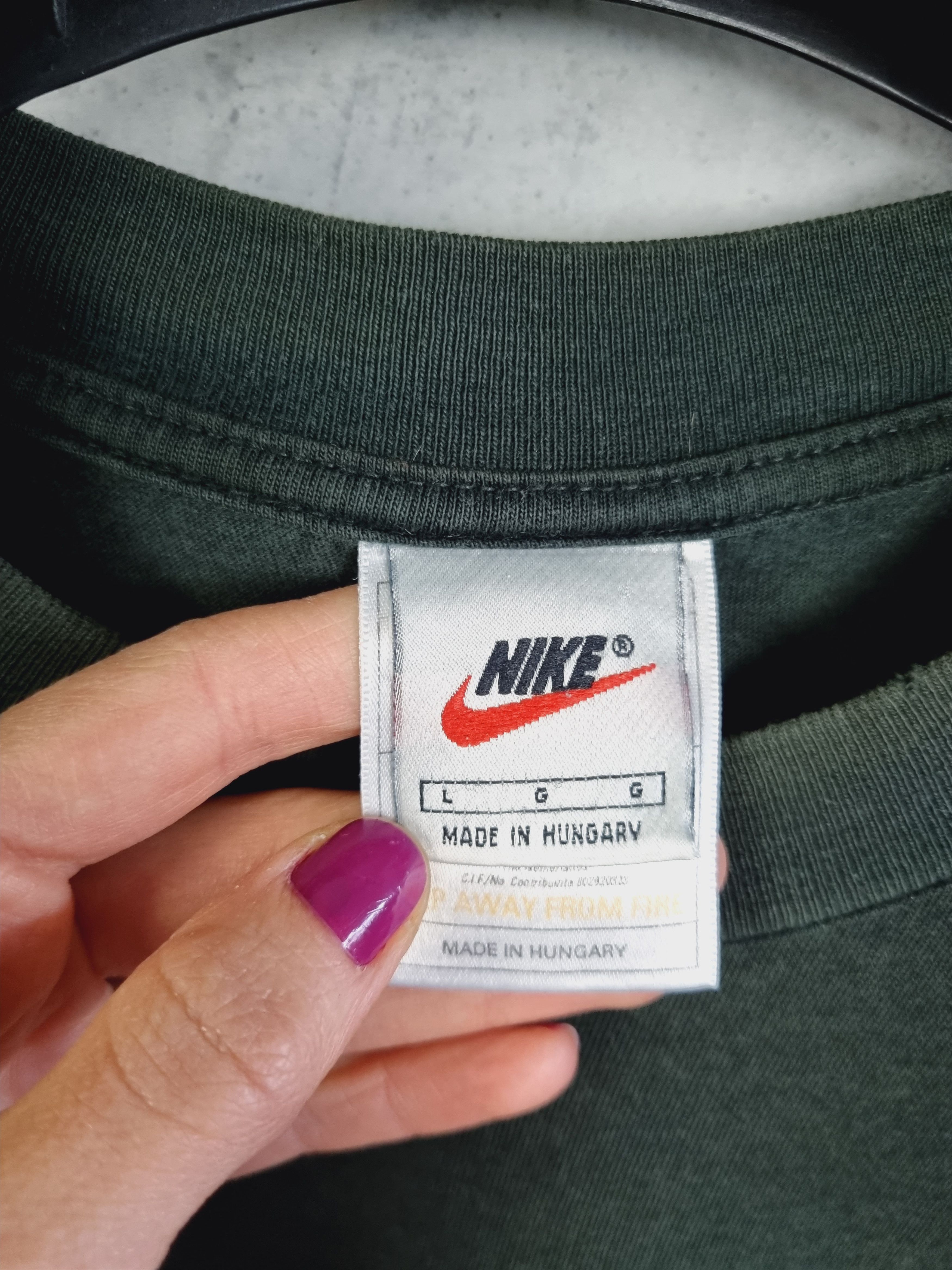 Nike × Vintage 90s Faded Nike Vintage History Sport Tee Shirt Size US L / EU 52-54 / 3 - 5 Thumbnail