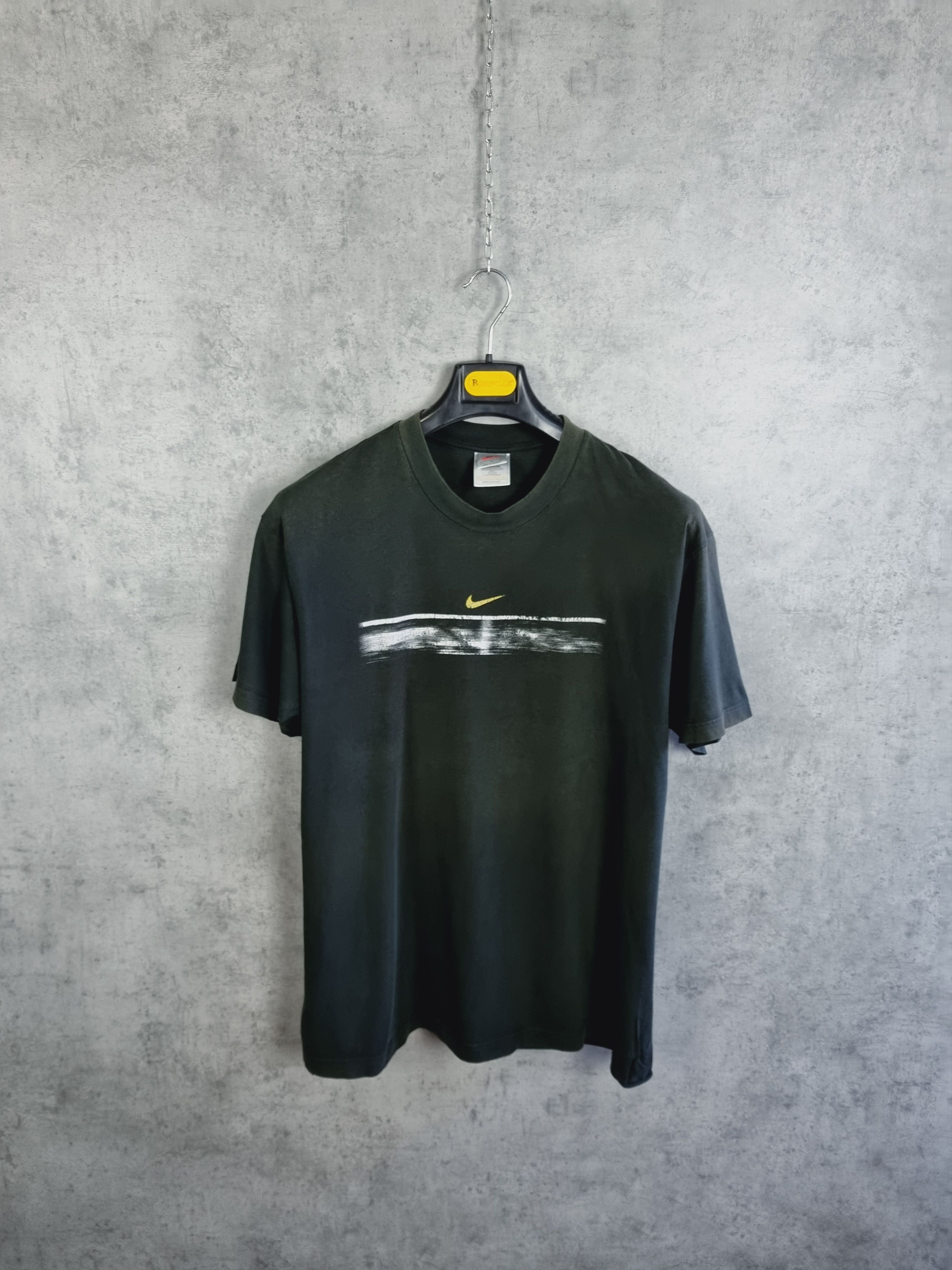 Nike × Vintage 90s Faded Nike Vintage History Sport Tee Shirt Size US L / EU 52-54 / 3 - 2 Thumbnail