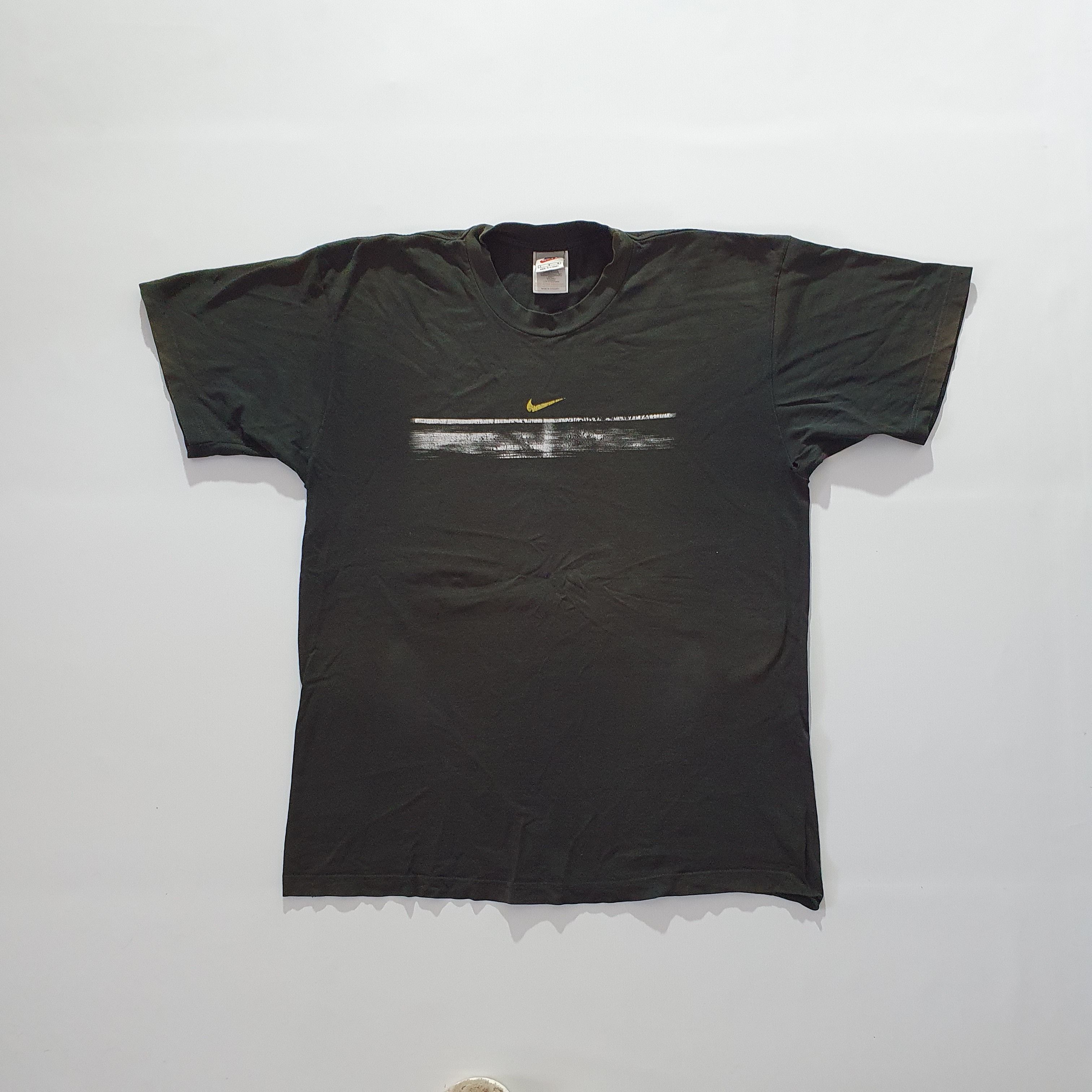 Nike × Vintage 90s Faded Nike Vintage History Sport Tee Shirt Size US L / EU 52-54 / 3 - 13 Thumbnail