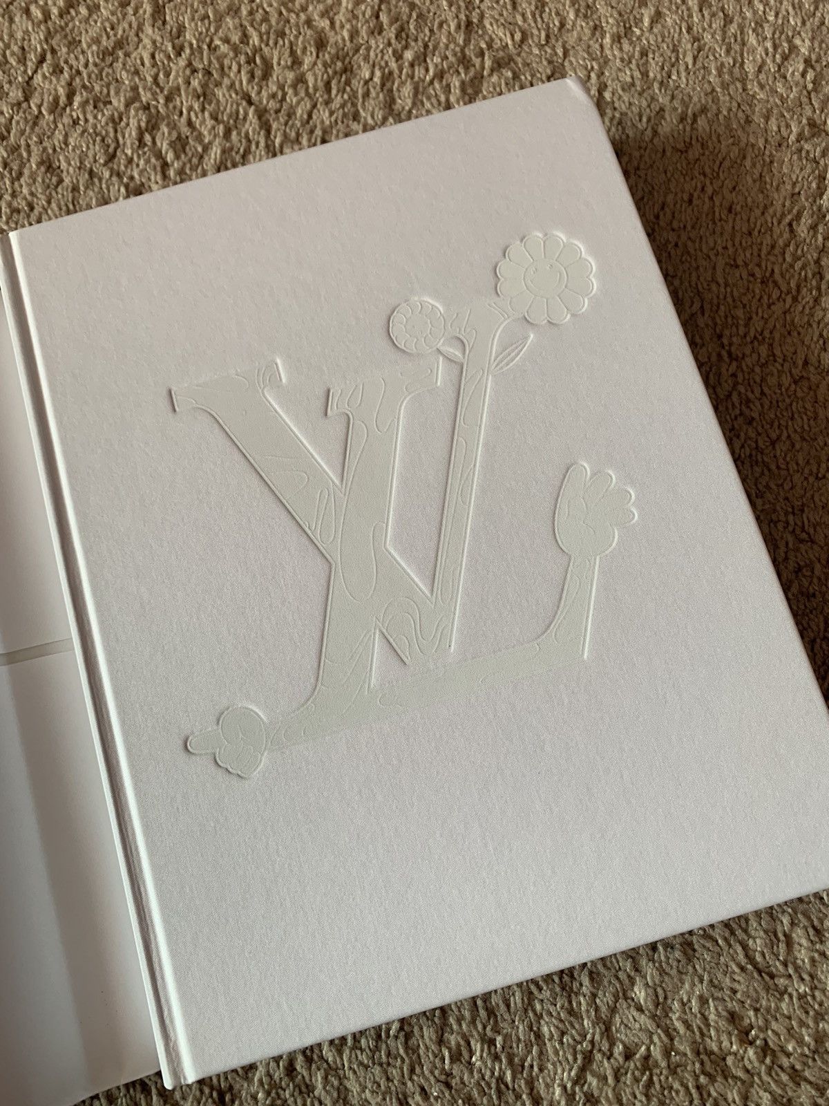 Louis Vuitton Murakami Rizzoli 2009 cover book Art fashion architecture Size ONE SIZE - 2 Thumbnail