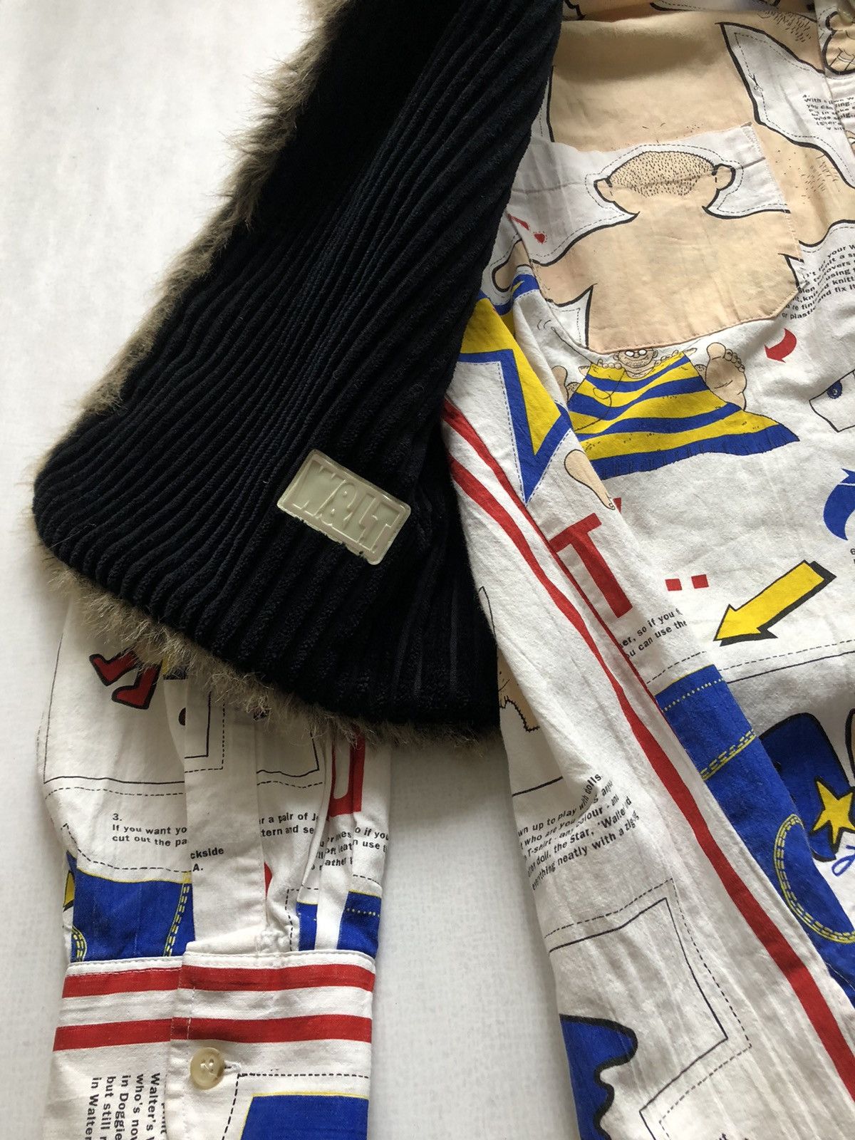 Walter Van Beirendonck 'Wild Lethal Trash' faux fur gilet Size US M / EU 48-50 / 2 - 9 Thumbnail