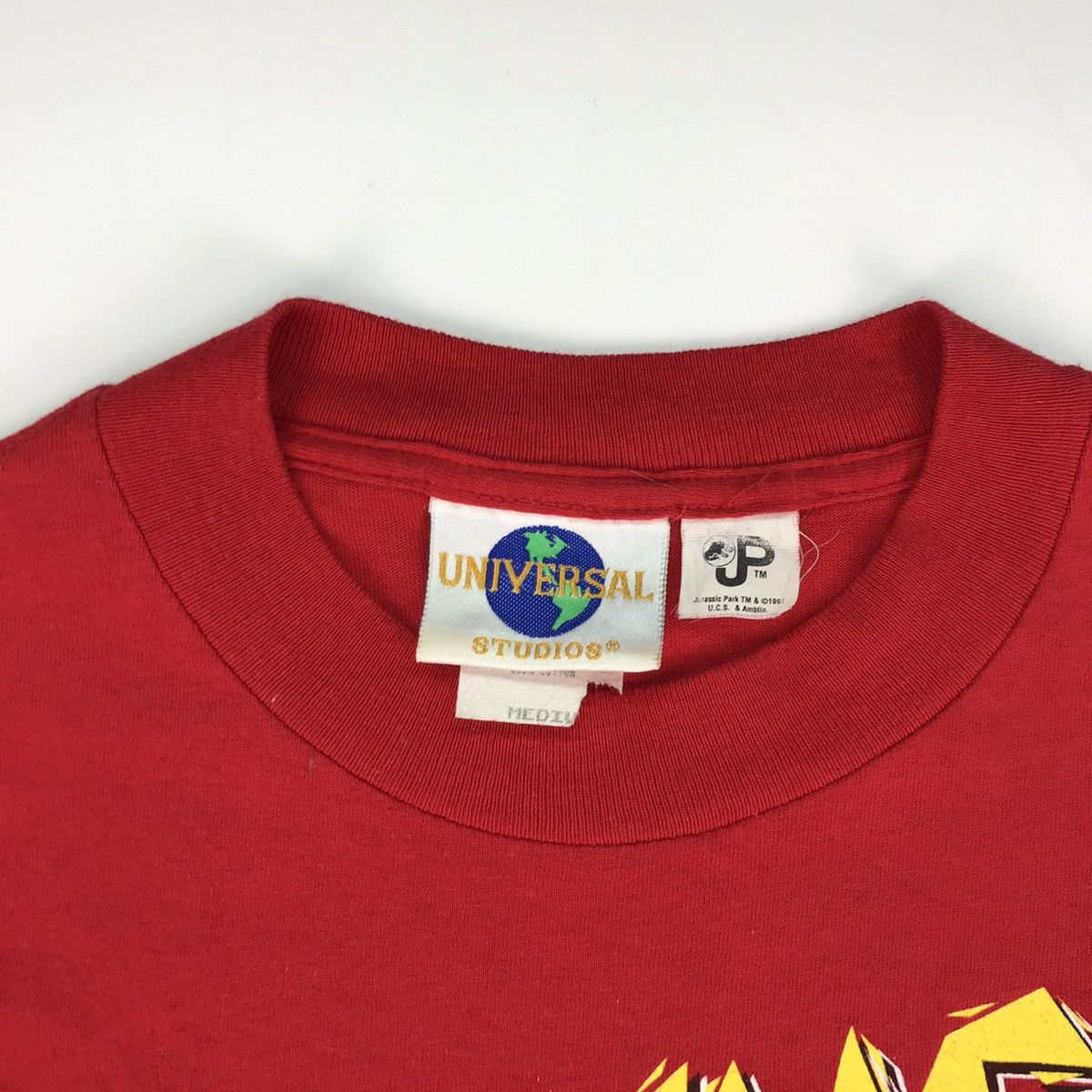 Universal Studios × Vintage Vintage JURASSIC PARK i survived movie promo t-shirt Size US M / EU 48-50 / 2 - 5 Thumbnail