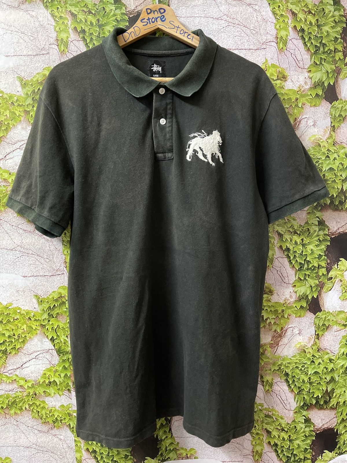 VINTAGE STUSSY LION EMBROIDERY BUTTON UP VERY RARE