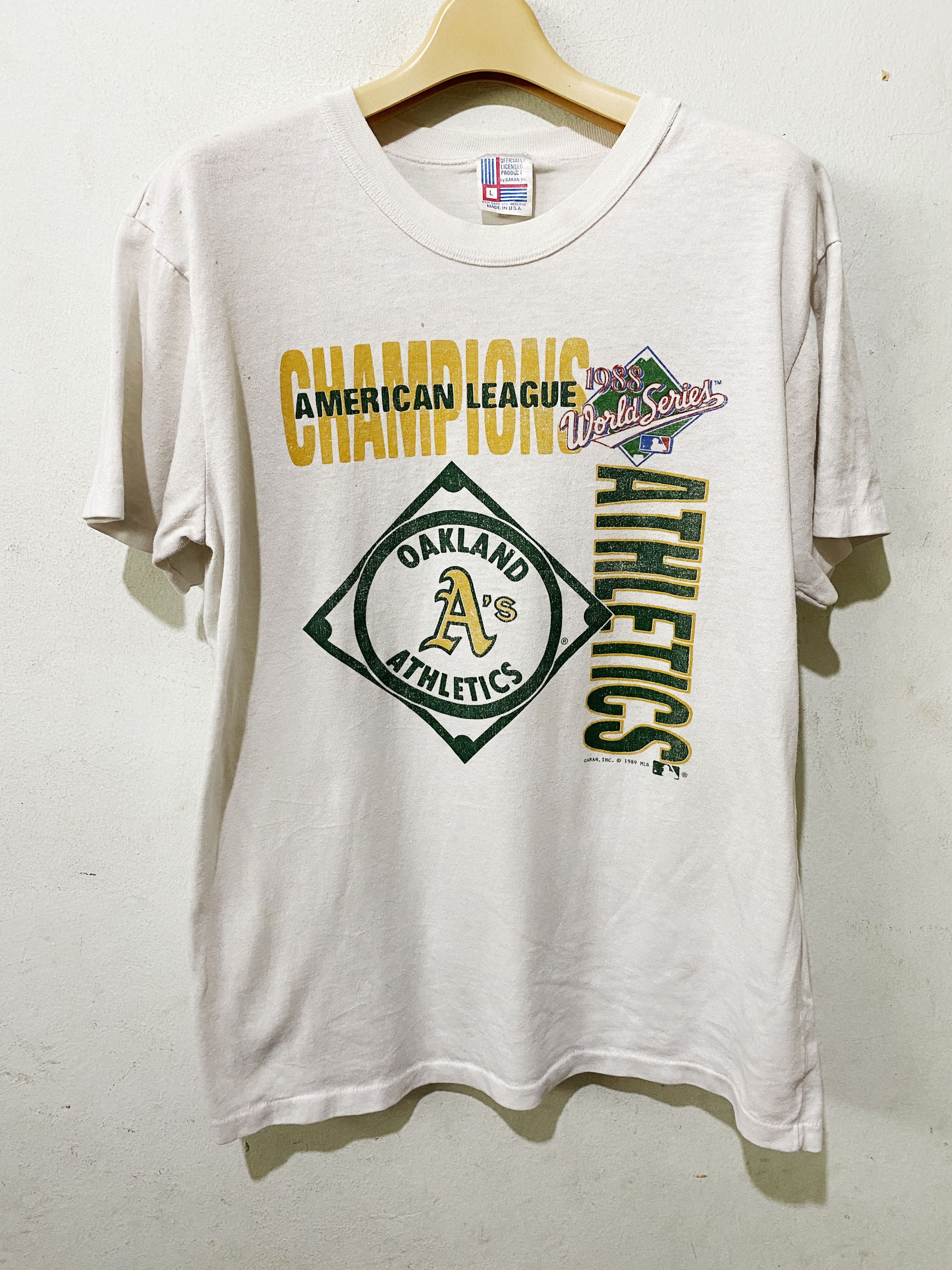 Vintage 1988 Oakland Athletics Shirt