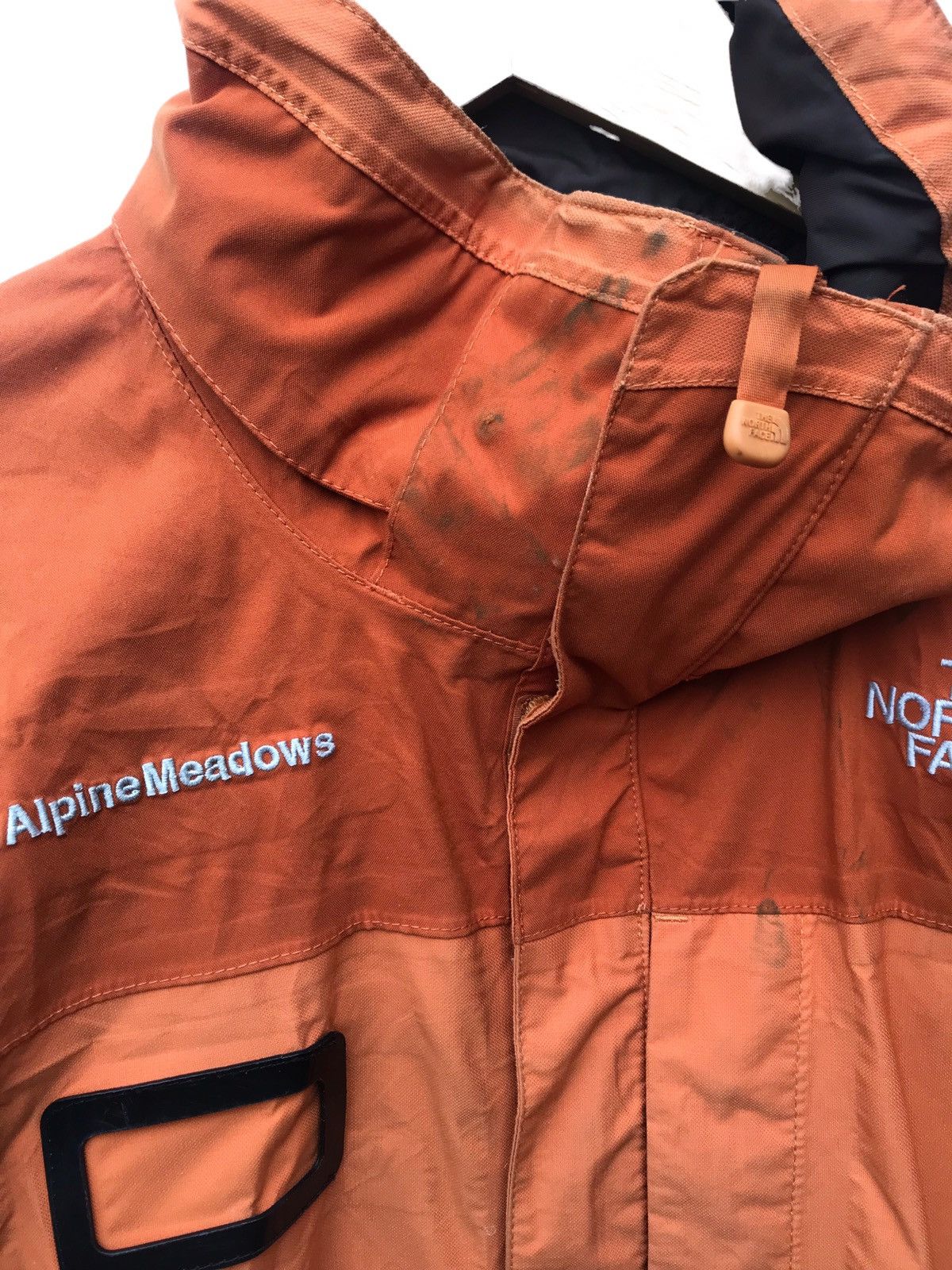 The North Face The North Face Snowsports Outwear Jacket - STAINS Size US S / EU 44-46 / 1 - 5 Thumbnail