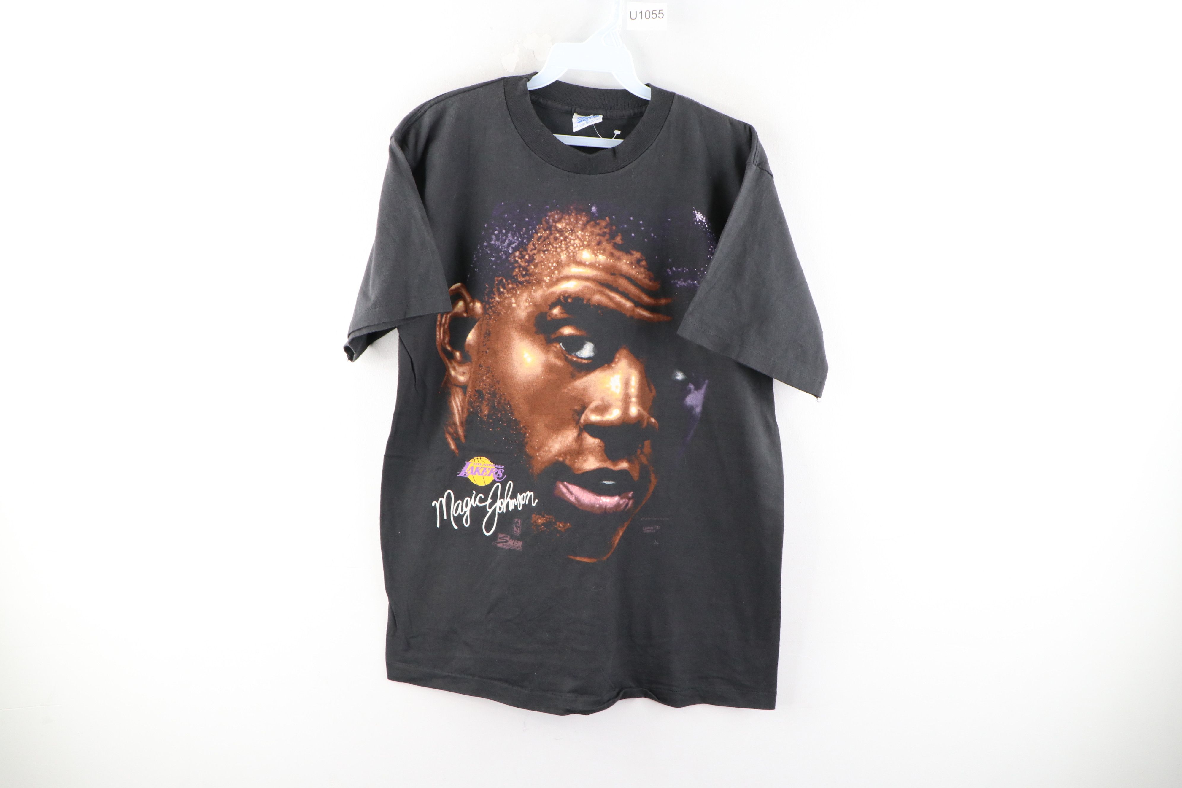 Vintage Vintage 90s Faded Magic Johnson Los Angeles Lakers T-Shirt Size US M / EU 48-50 / 2 - 1 Thumbnail