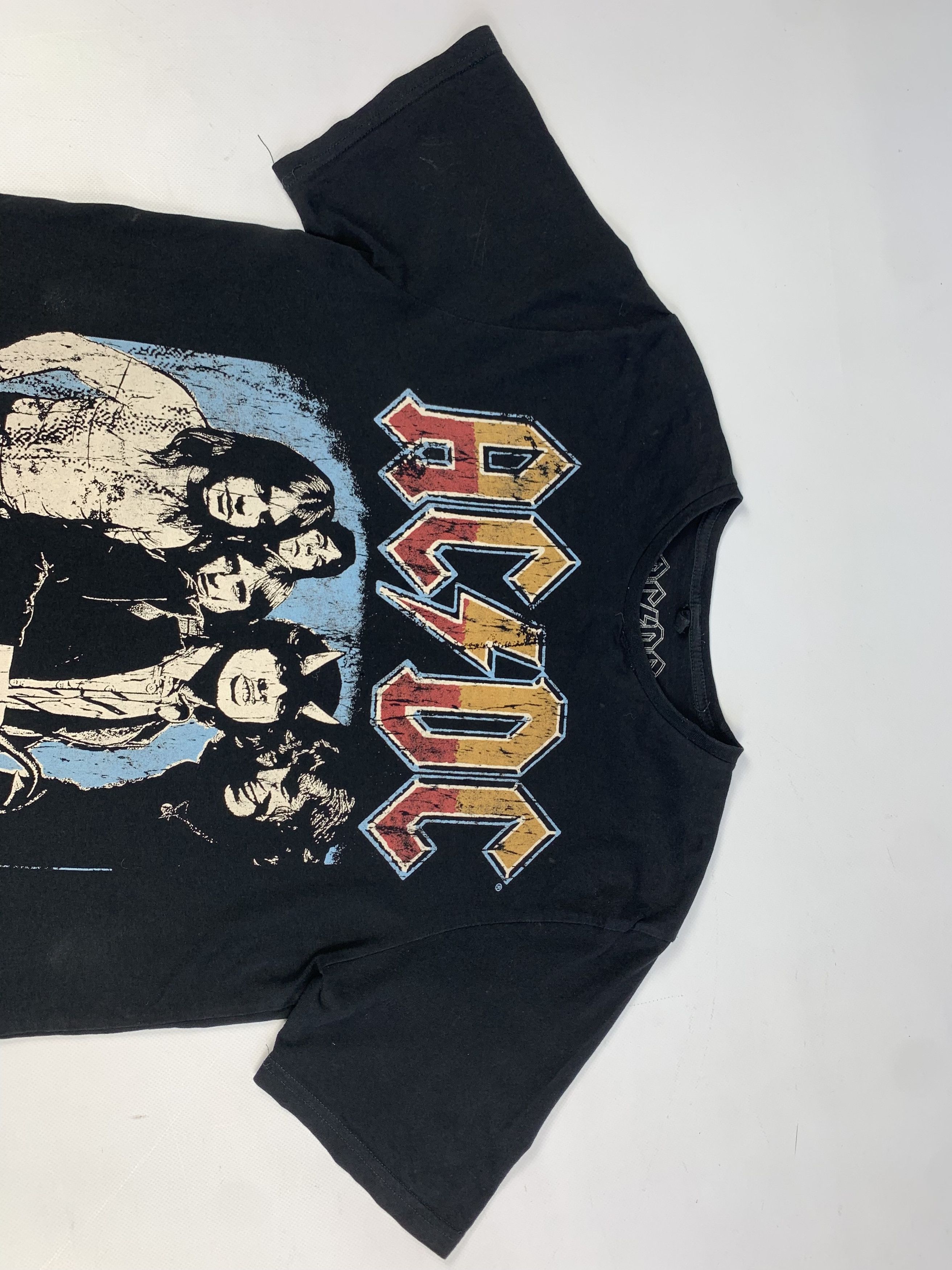 Band Tees AC/DC band tee Size US M / EU 48-50 / 2 - 2 Thumbnail