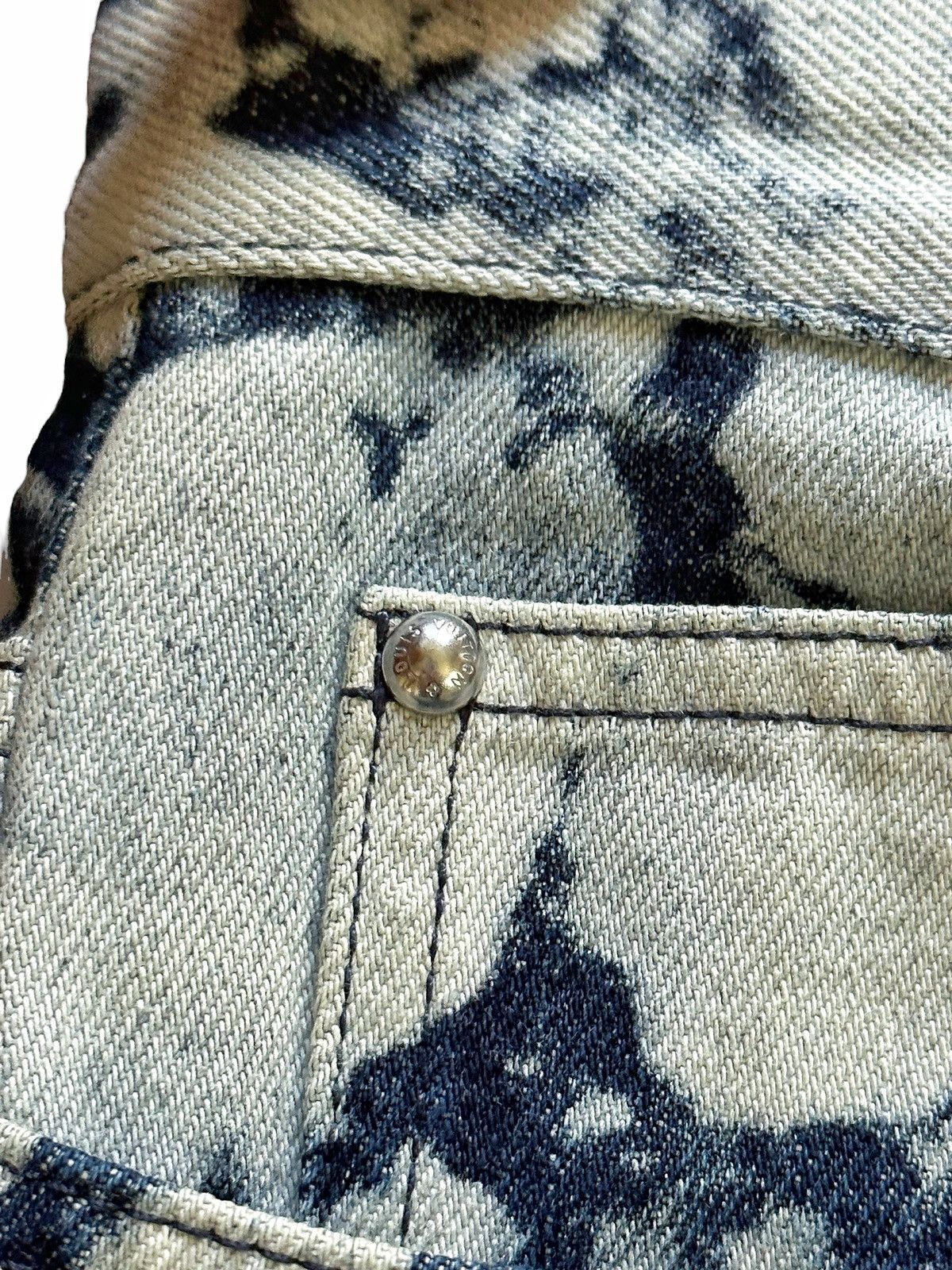 Louis Vuitton 2019 Plain Rainbow Runway Dorothy Poppy Bleach Flare Denim Size US 30 / EU 46 - 7 Thumbnail