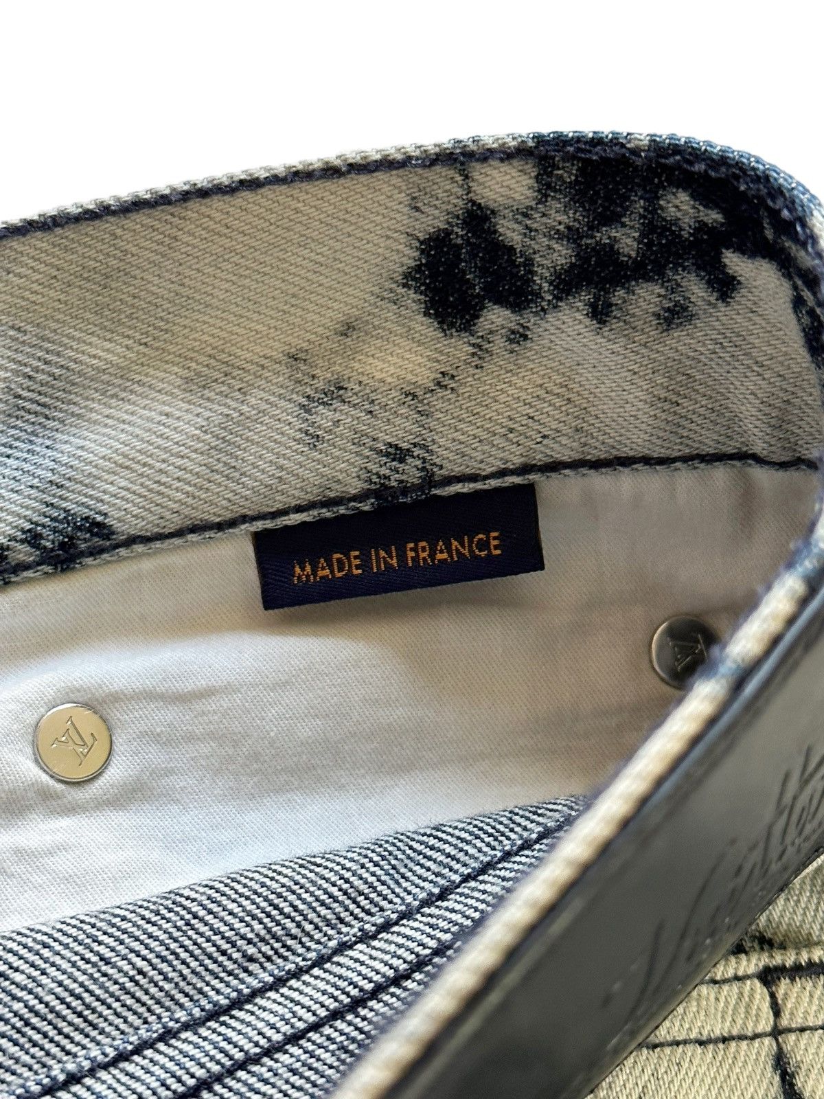 Louis Vuitton 2019 Plain Rainbow Runway Dorothy Poppy Bleach Flare Denim Size US 30 / EU 46 - 12 Thumbnail
