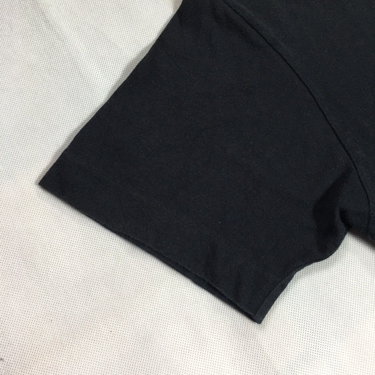 Comme des Garcons × Comme des Garcons PLAY Cdg Comme Des Garcons Play Tee Size US M / EU 48-50 / 2 - 4 Thumbnail