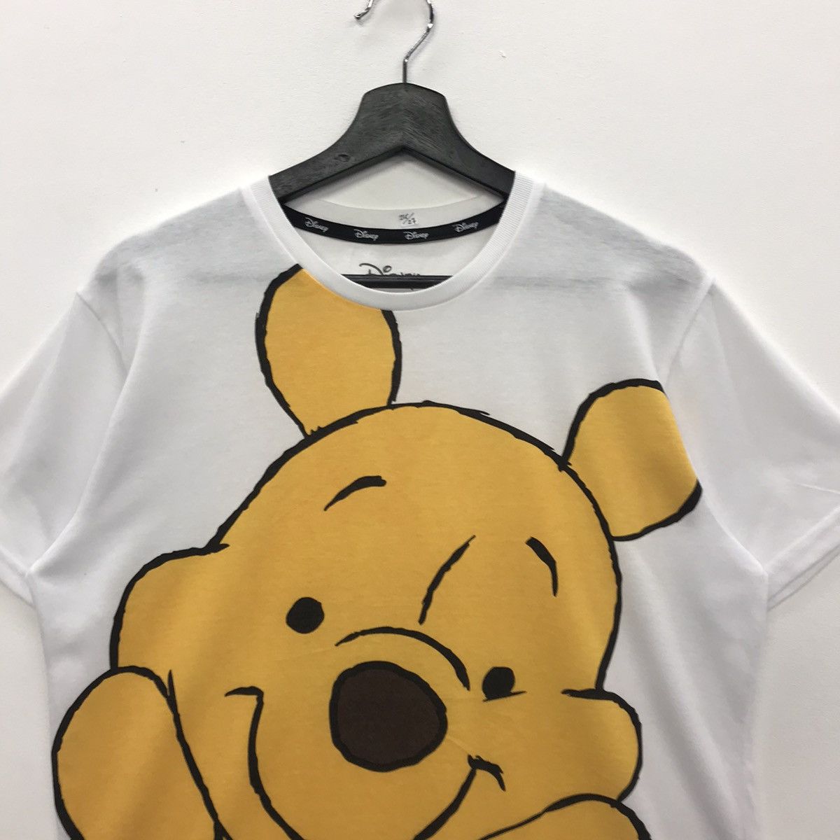 Cartoon Network × Disney Rare!! Pooh Disney Cartoon Big Graphic Tee Size US XL / EU 56 / 4 - 2 Thumbnail