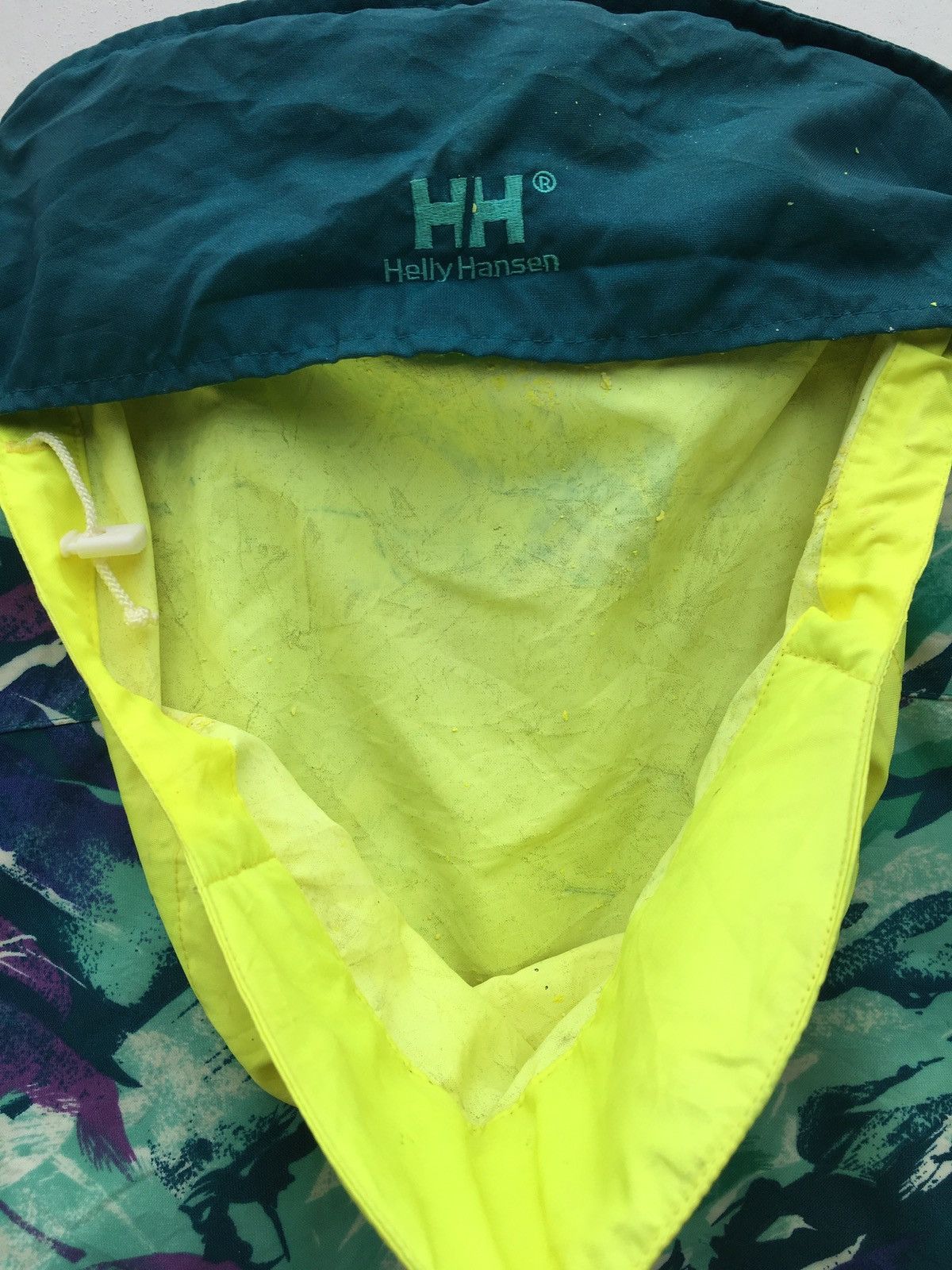 Helly Hansen Vintage Helly Hansen Bomber Colourful Jacket Size US M / EU 48-50 / 2 - 15 Thumbnail