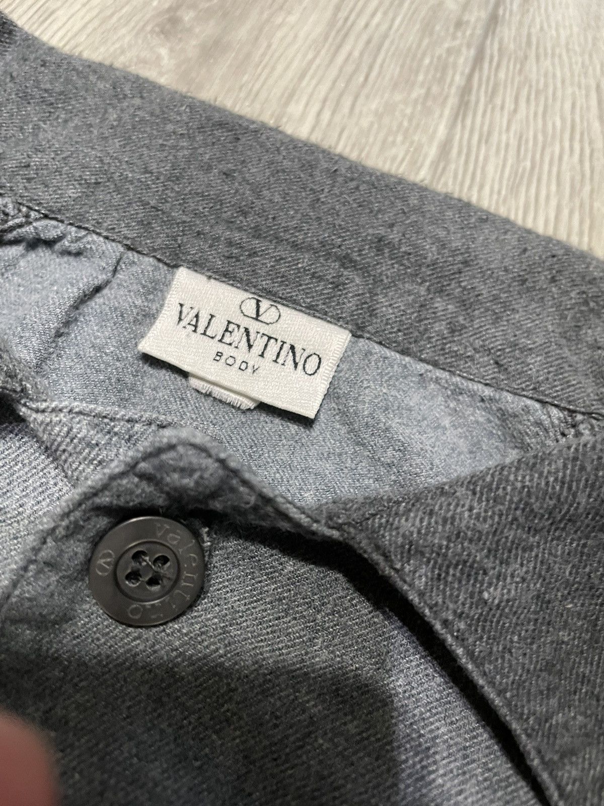 Valentino Vintage Flannel Overshirt button ups Valentino Garavani Size US L / EU 52-54 / 3 - 3 Thumbnail