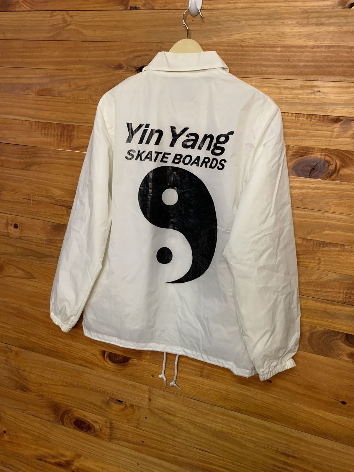 Other Vintage Yin Yang Skateboards Nylon Coach Jacket Size US L / EU 52-54 / 3 - 2 Thumbnail