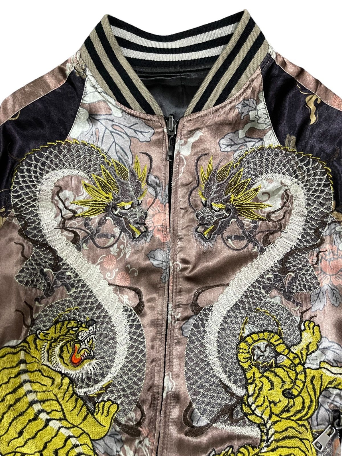 Karakuri Tamashii 🔥Rare🔥 Sukajan X Zara Embroidered Tattoo Art Tiger Dragon Size M / US 6-8 / IT 42-44 - 8 Thumbnail