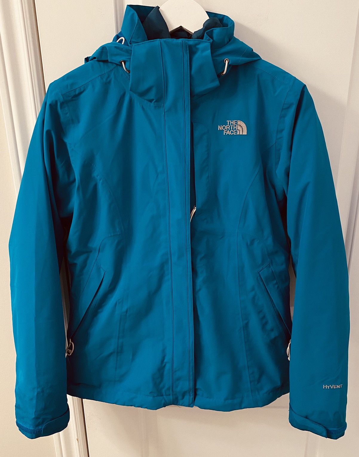 image of The North Face Women Turqoiuse Green Blue 2 In 1 Jacket/coat (Size Small)