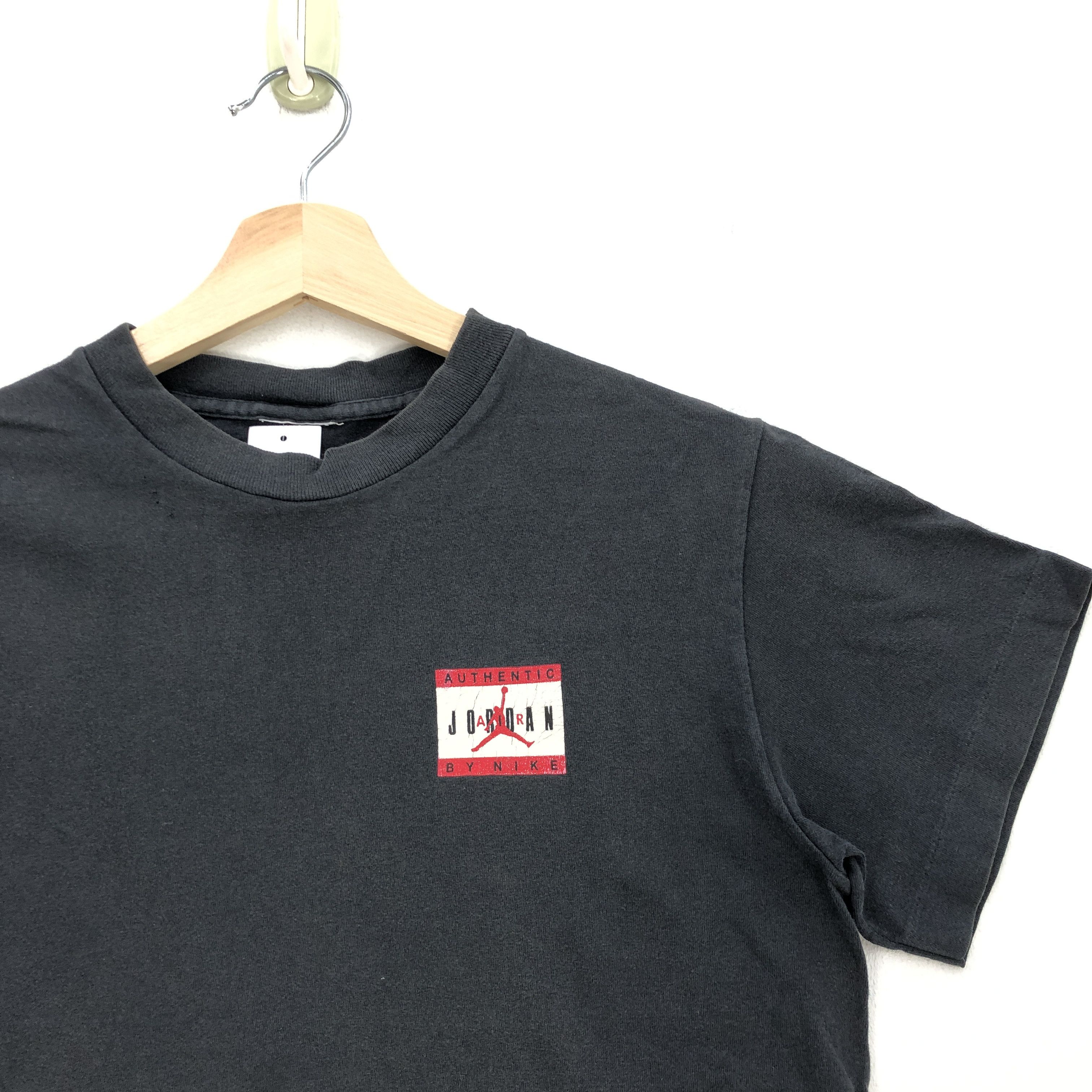 Vintage Vintage Nike T Shirt Vintage Nike Swoosh Air Jordan 23 Tees Size US S / EU 44-46 / 1 - 5 Thumbnail