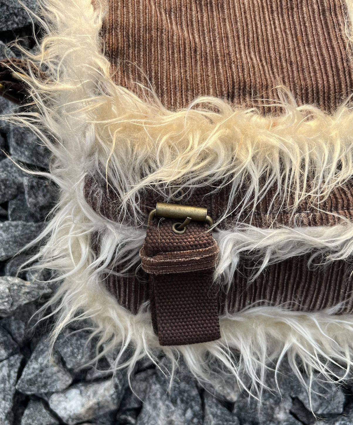 Japanese Brand very rare corduroy bag with wool elements Size ONE SIZE - 4 Thumbnail