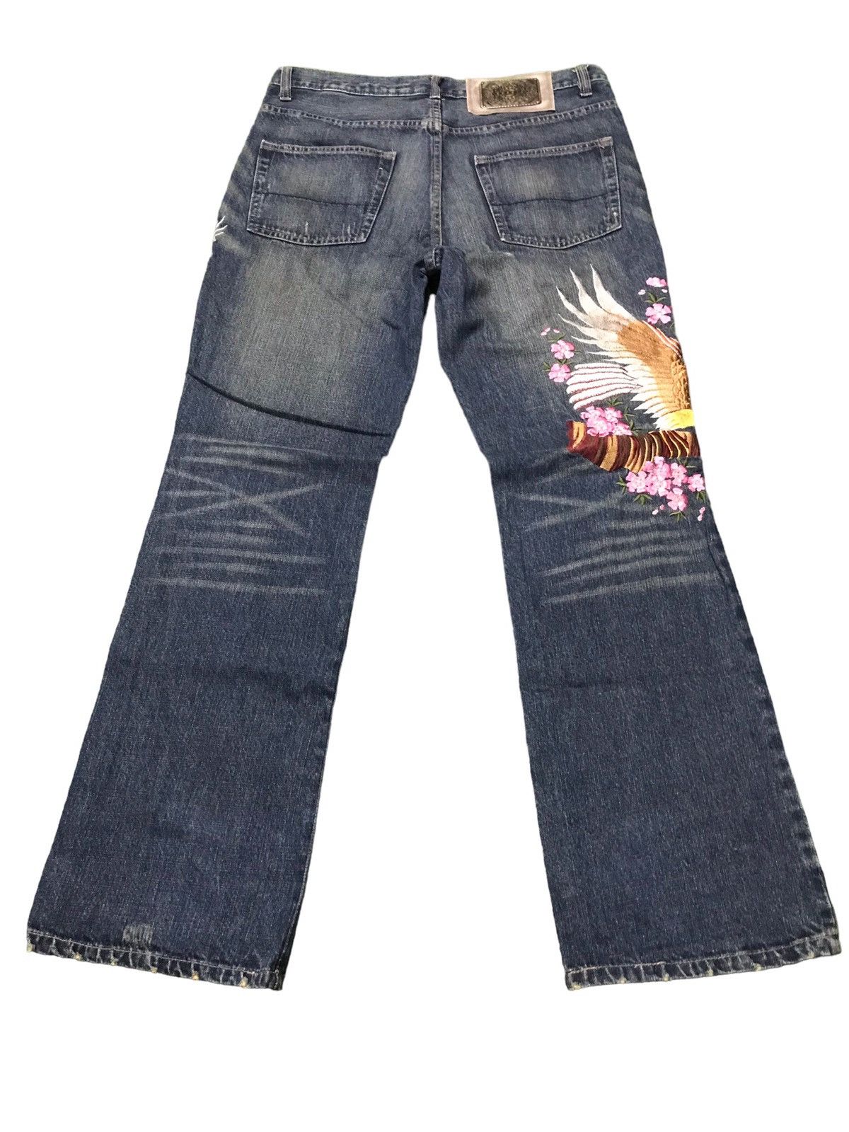 Japanese Brand QUADRO Japanese Brand Sukajan Eagle Embroidered Denim Jeans Size US 36 / EU 52 - 12 Thumbnail