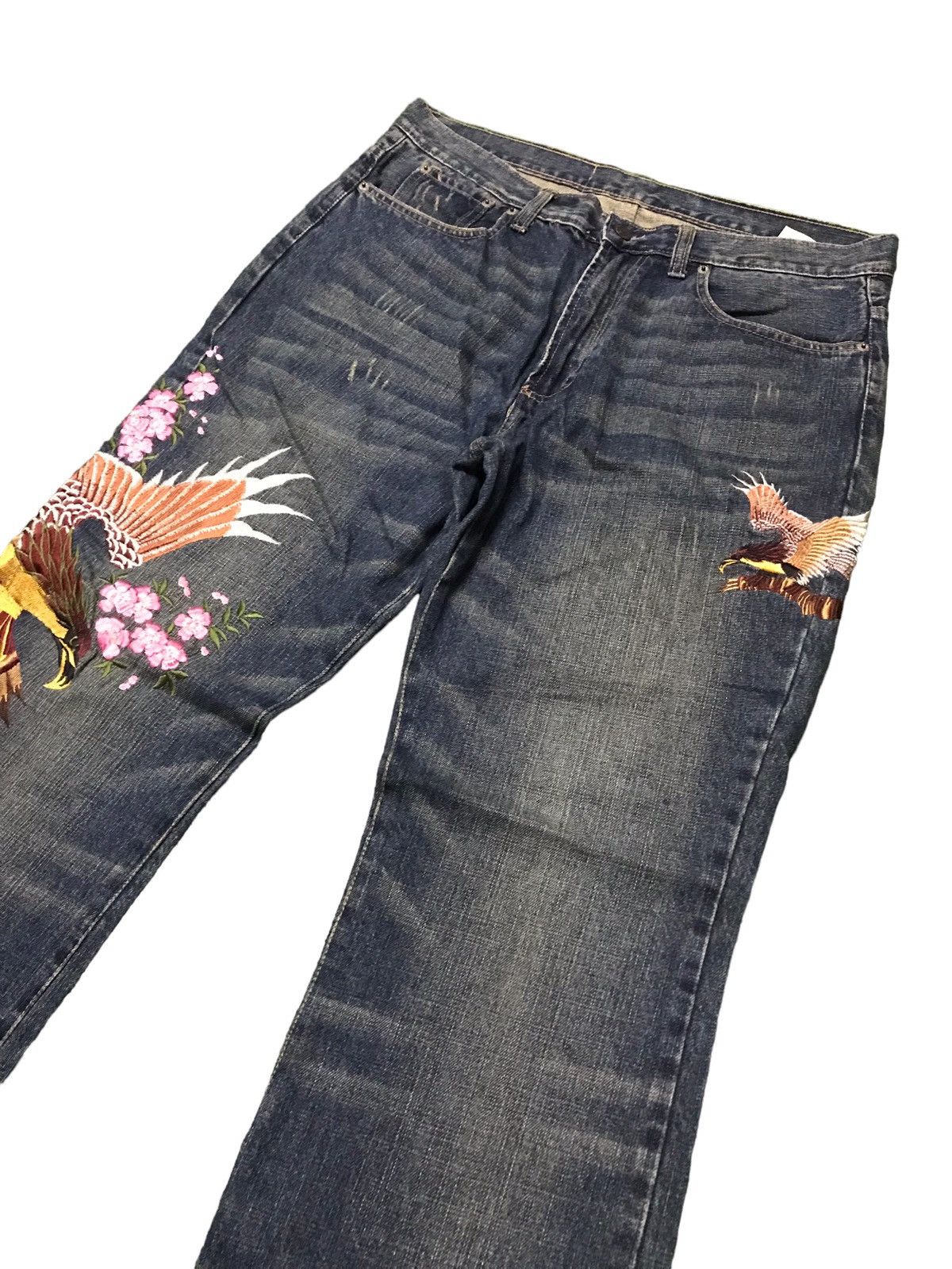 Japanese Brand QUADRO Japanese Brand Sukajan Eagle Embroidered Denim Jeans Size US 36 / EU 52 - 3 Thumbnail