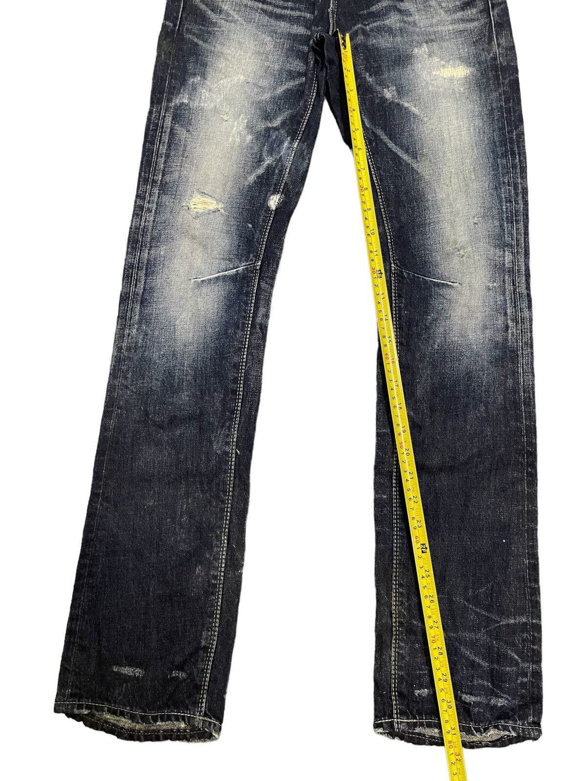 GOSTAR DE FUGA Vintage Japanese Gostar De Fuga Blue Wash Distressed Jeans Size US 29 - 13 Thumbnail