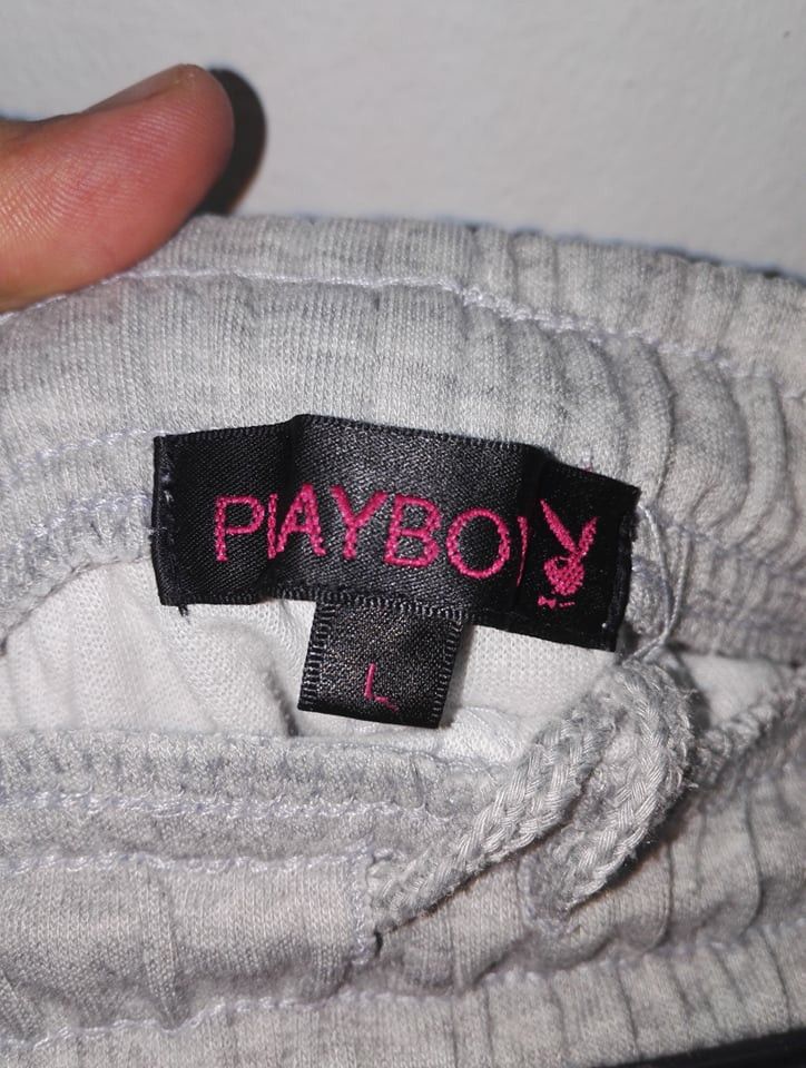 Playboy Vintage🔥 PLAYBOY Short Pants Vintage Big Logo Size US 32 / EU 48 - 4 Thumbnail