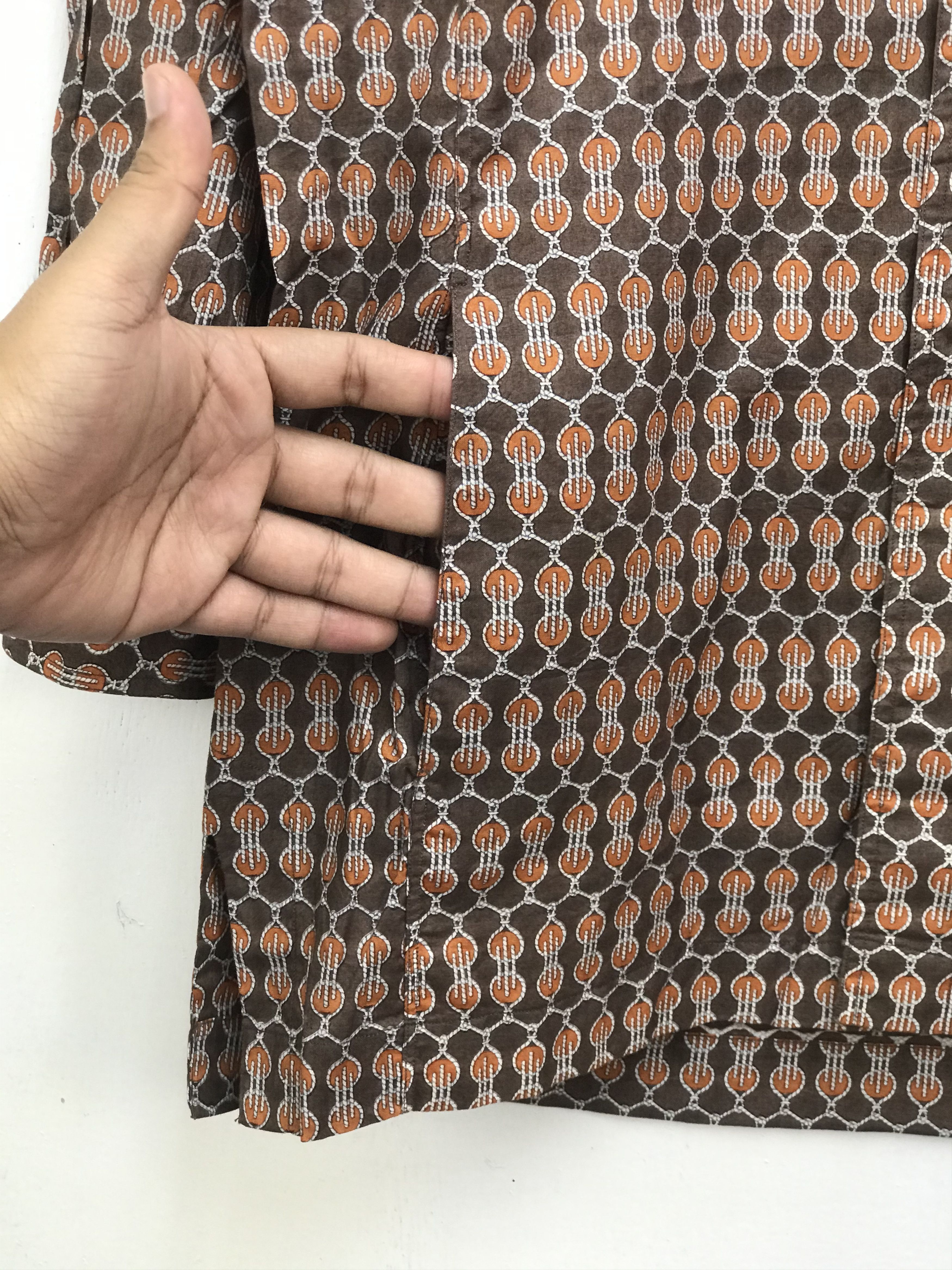 Hermes VINTAGE HERMES RARE DESIGN SHIRT Size US S / EU 44-46 / 1 - 6 Thumbnail