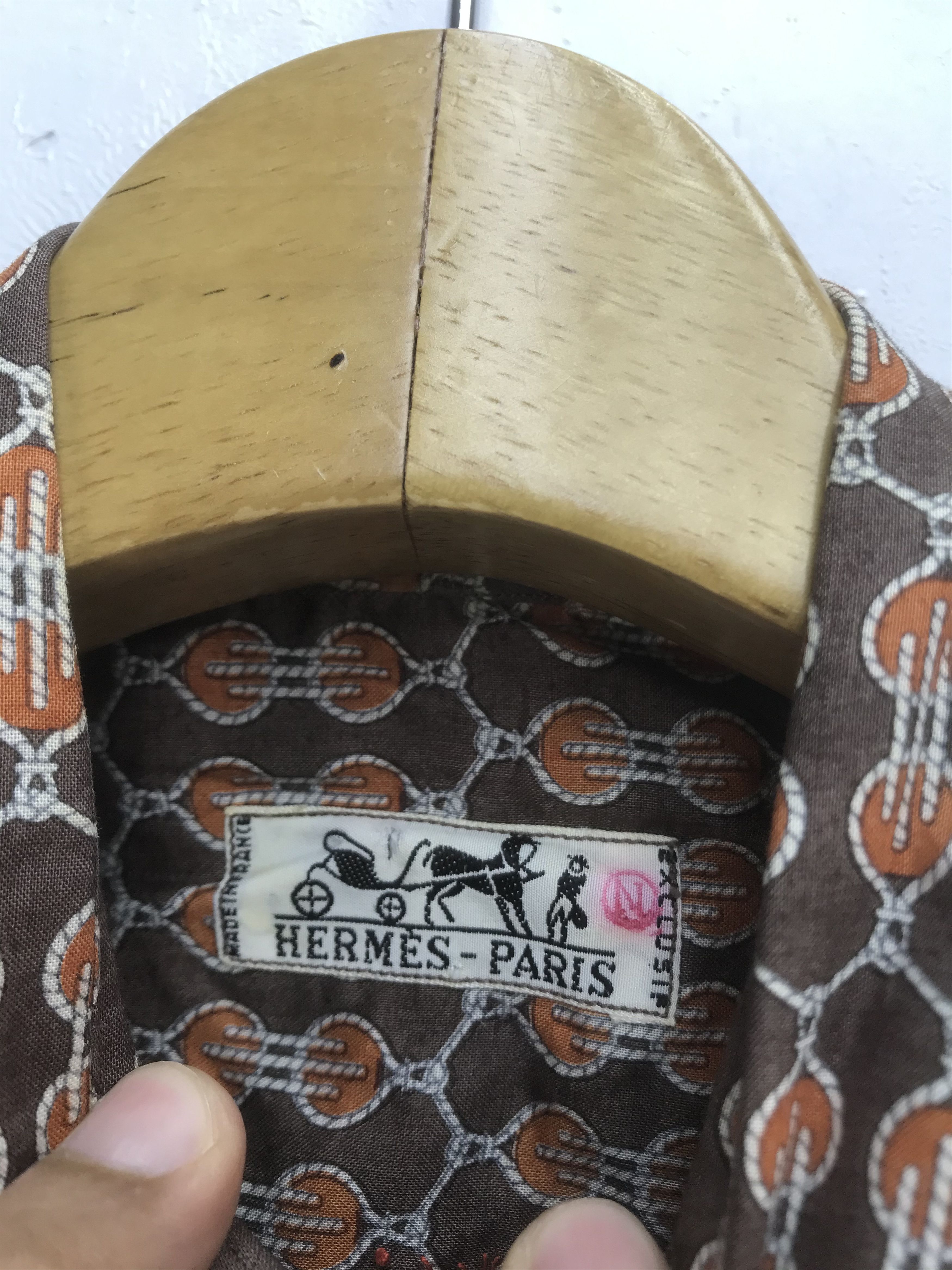 Hermes VINTAGE HERMES RARE DESIGN SHIRT Size US S / EU 44-46 / 1 - 4 Thumbnail
