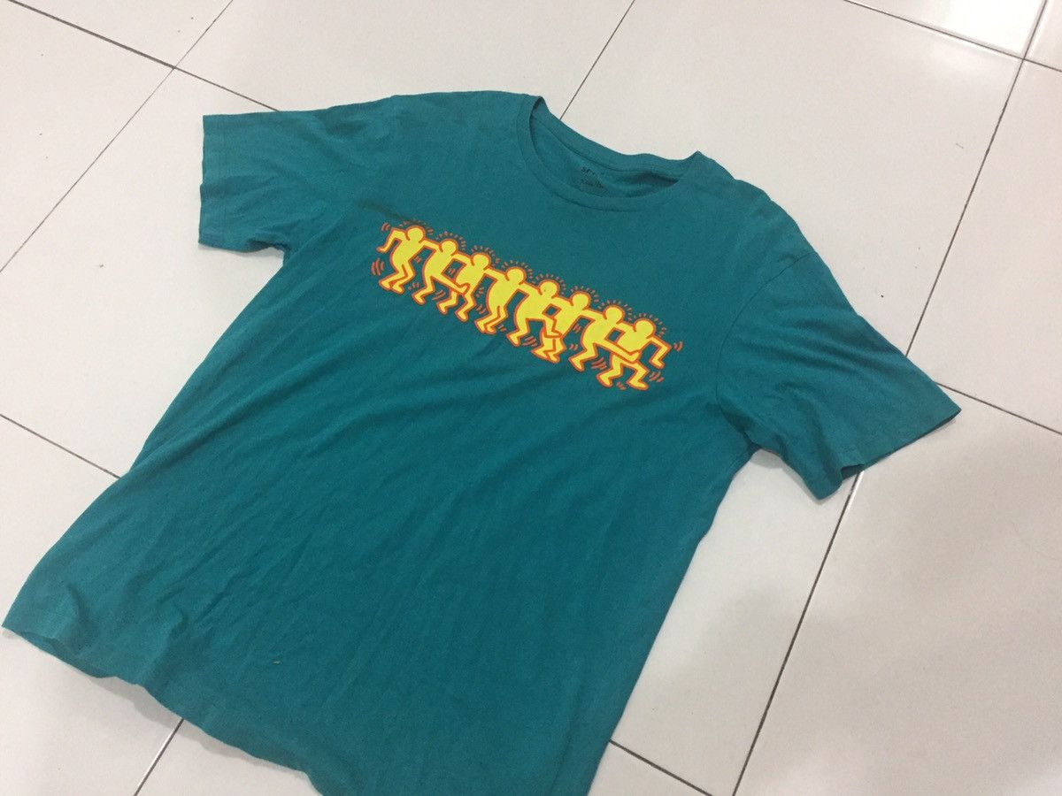 Keith Haring × Uniqlo Uniqlo X Keith Haring Graphic Tee Size US M / EU 48-50 / 2 - 2 Thumbnail