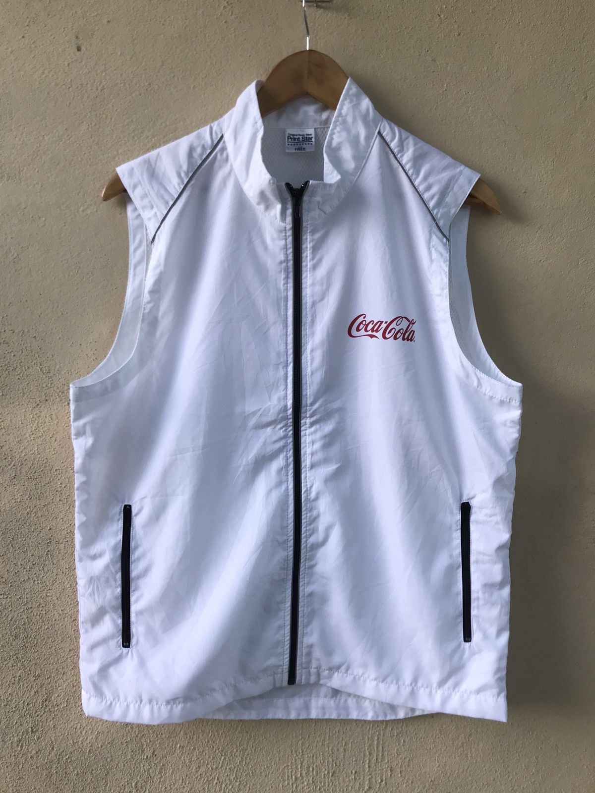 Coca Cola Vintage coca cola sleveless windbreaker jacket Size US M / EU 48-50 / 2 - 1 Thumbnail