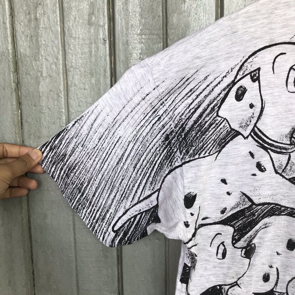 Cartoon Network × Disney × Vintage 🔥 Vintage 101 DALMATIANS Over print cartoon tees Size US M / EU 48-50 / 2 - 7 Thumbnail