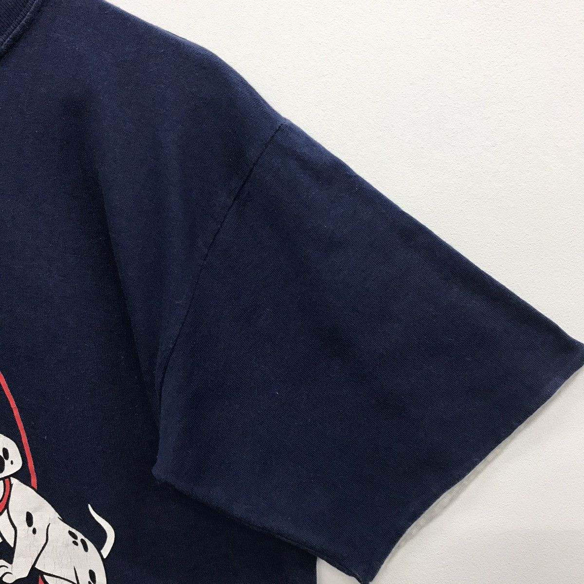 Cartoon Network × Disney × Vintage Rare!! Vintage 101 Dalmatians Puppies Graphic Tee Size US M / EU 48-50 / 2 - 4 Thumbnail