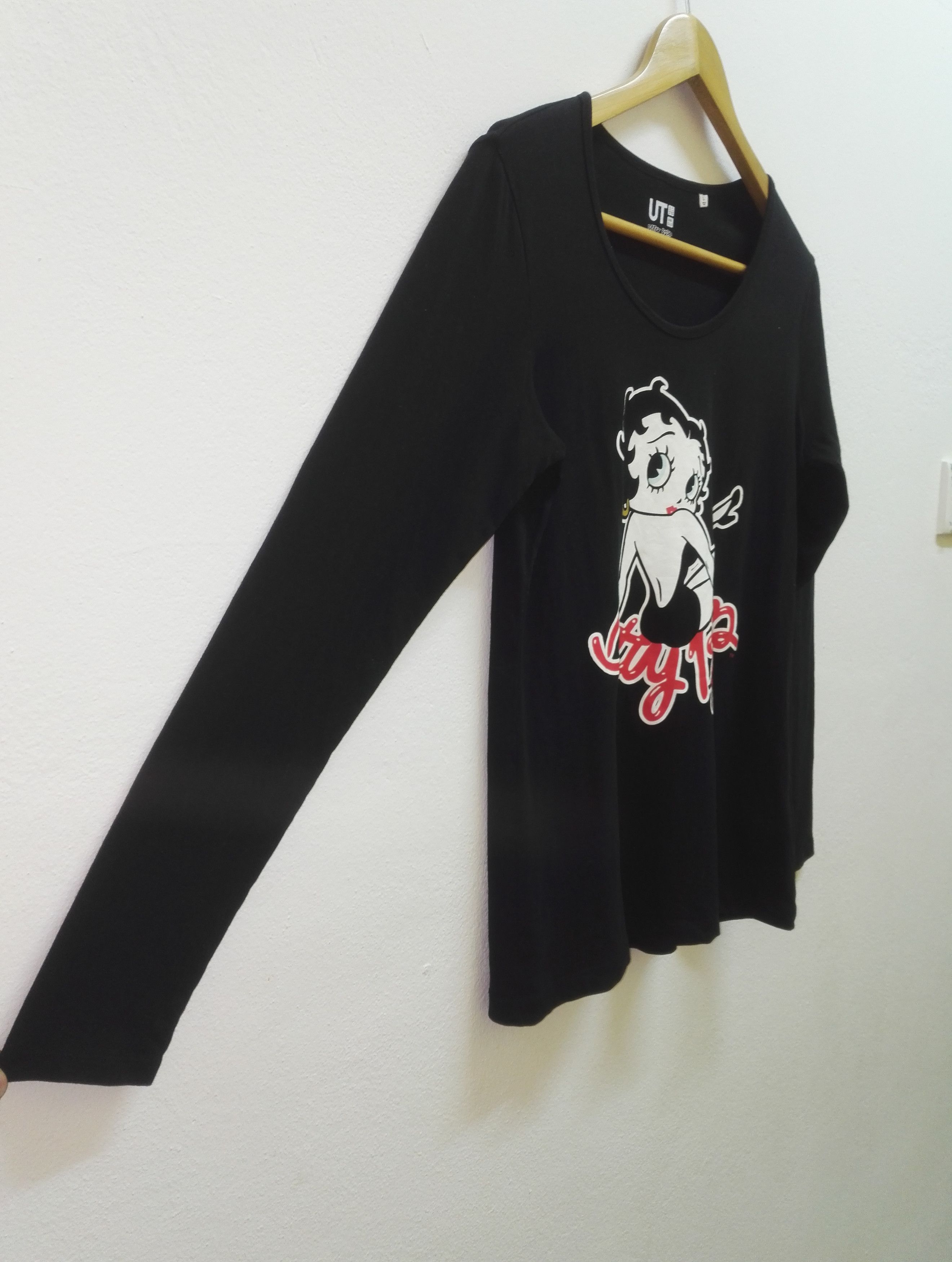Cartoon Network Betty Boop X Uniqlo Long Sleeve T-Shirt for Ladies (c33) Size ONE SIZE - 3 Thumbnail