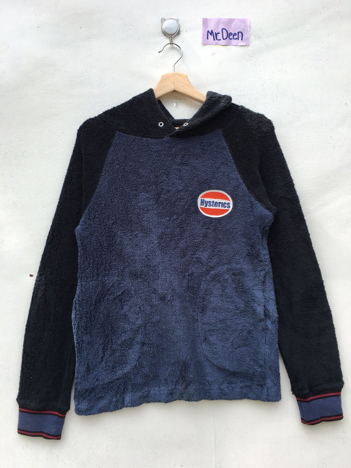 Hysteric Glamour Vtg Rare Hysteric Glamour Hoodie with furry like material Size US S / EU 44-46 / 1 - 1 Thumbnail