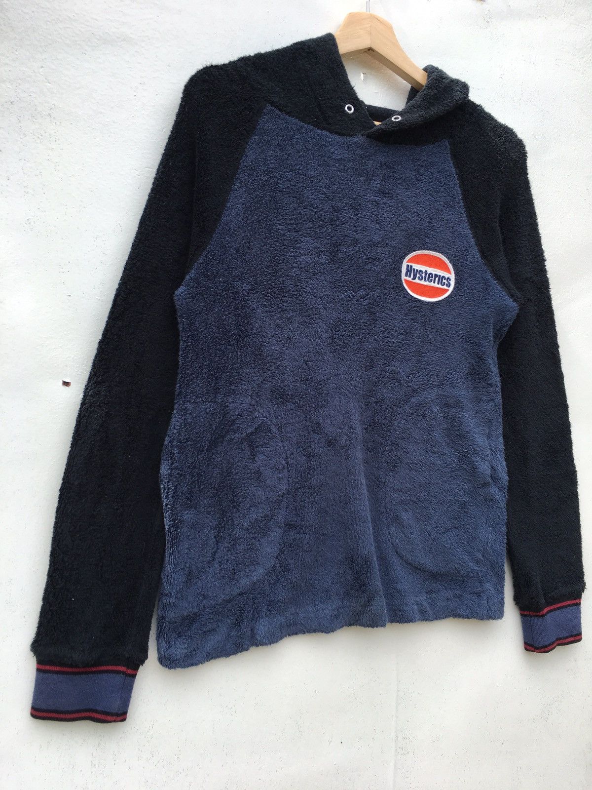 Hysteric Glamour Vtg Rare Hysteric Glamour Hoodie with furry like material Size US S / EU 44-46 / 1 - 2 Thumbnail